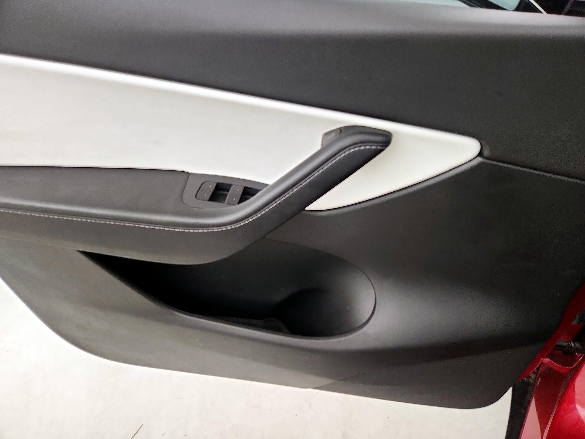 Thumbnail: 2021 Tesla Model Y - 12