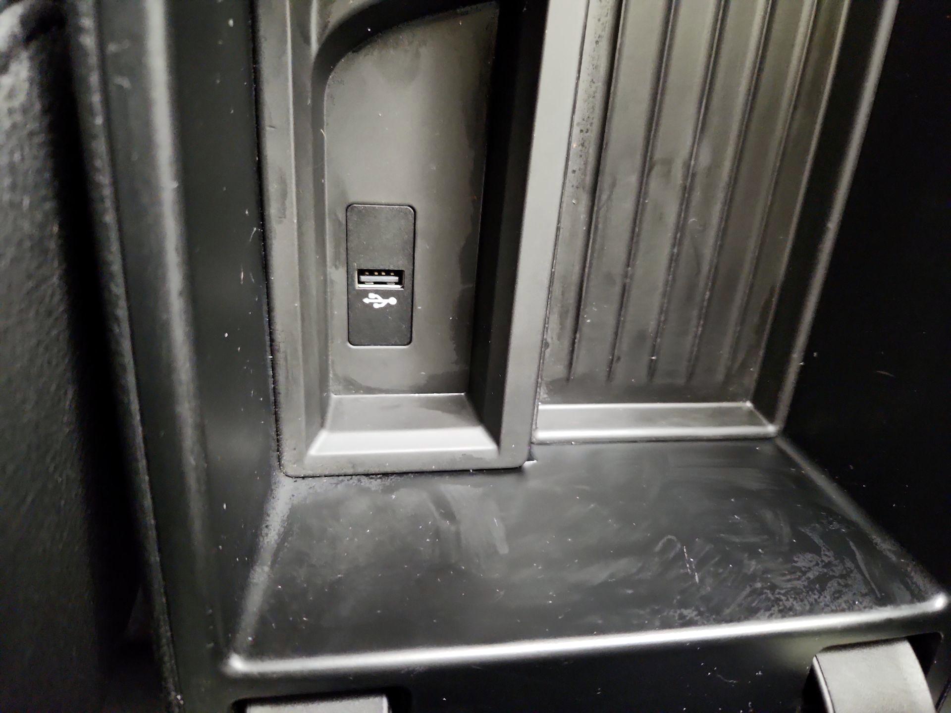 Thumbnail: 2021 BMW 2 Series - 19