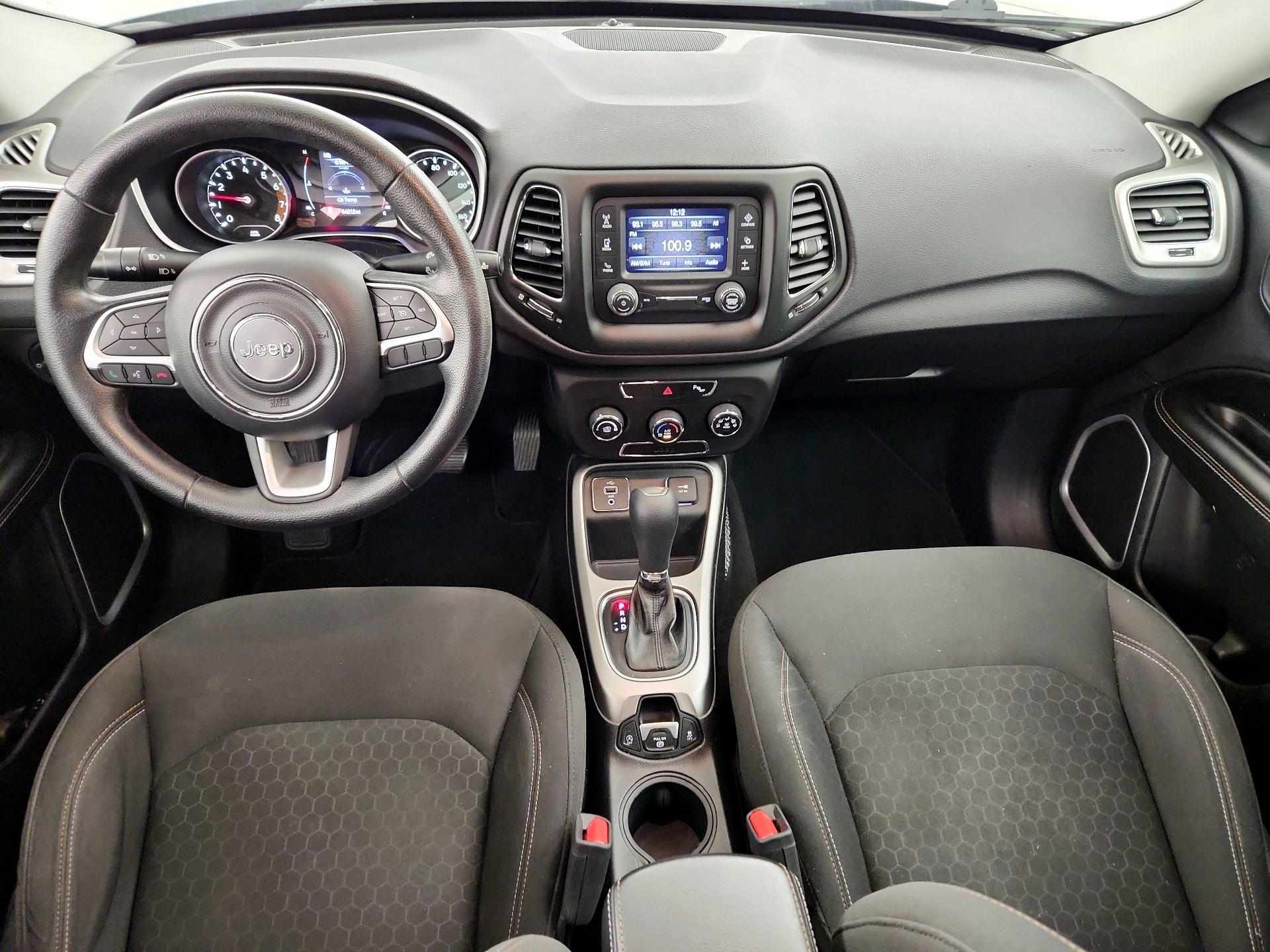 Thumbnail: 2017 Jeep Compass - 9