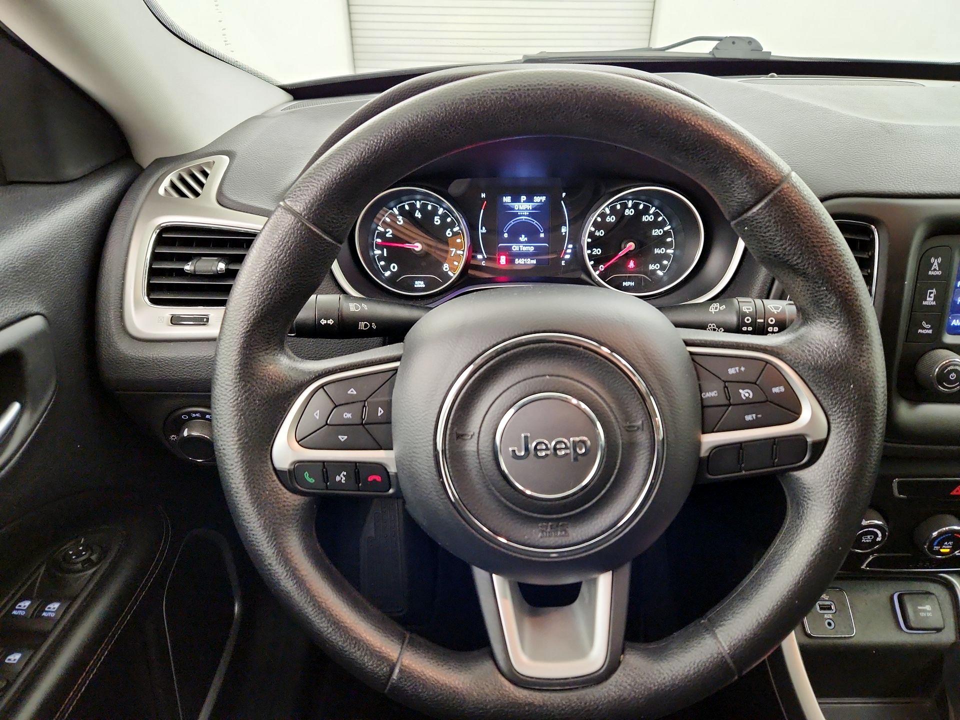 Thumbnail: 2017 Jeep Compass - 10