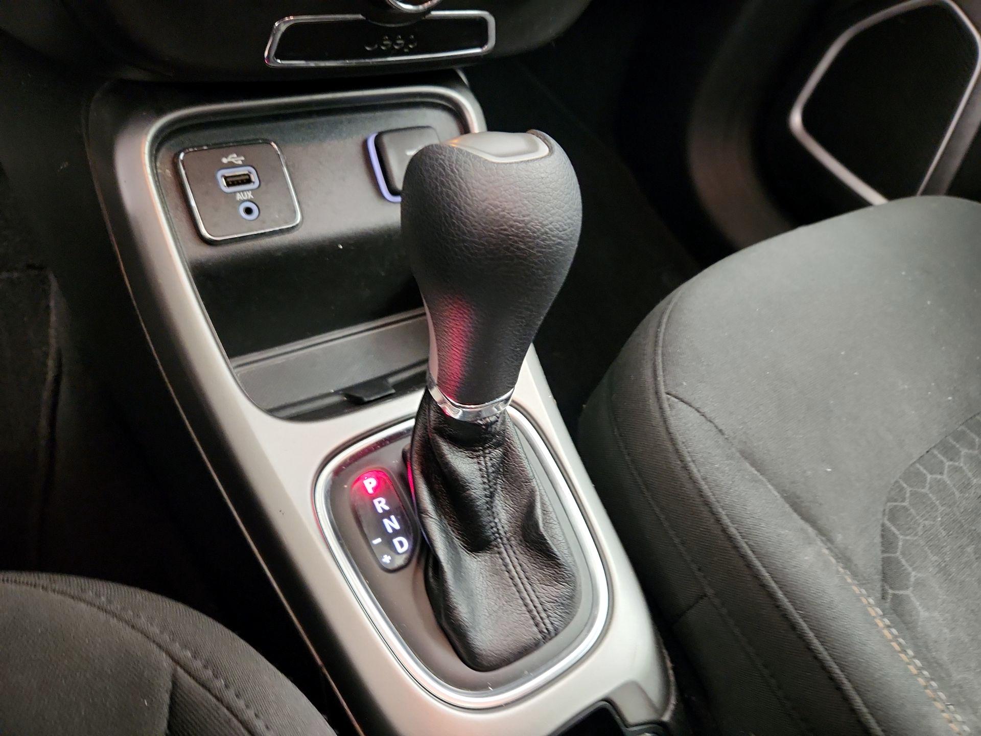 Thumbnail: 2017 Jeep Compass - 17