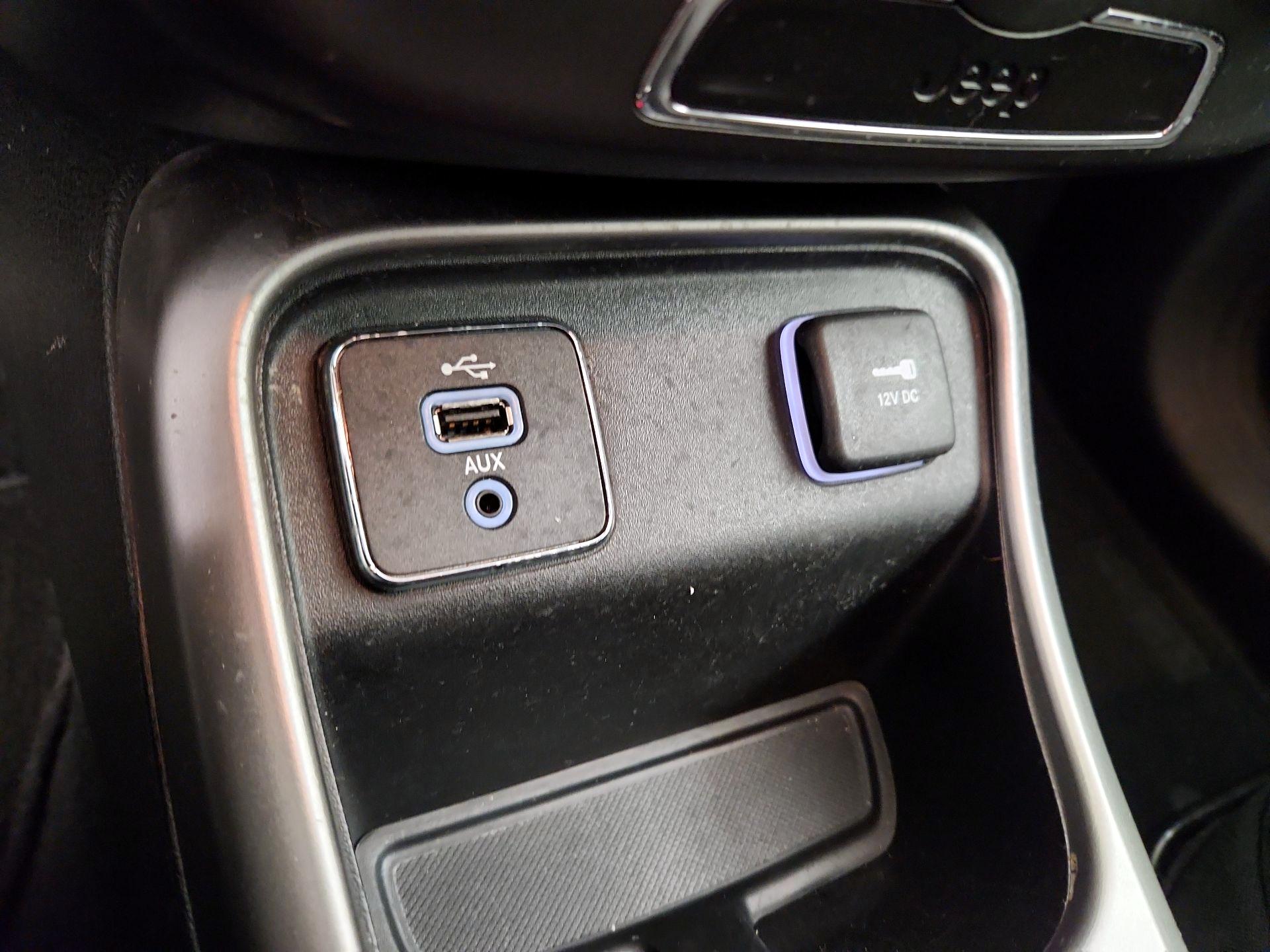 Thumbnail: 2017 Jeep Compass - 18