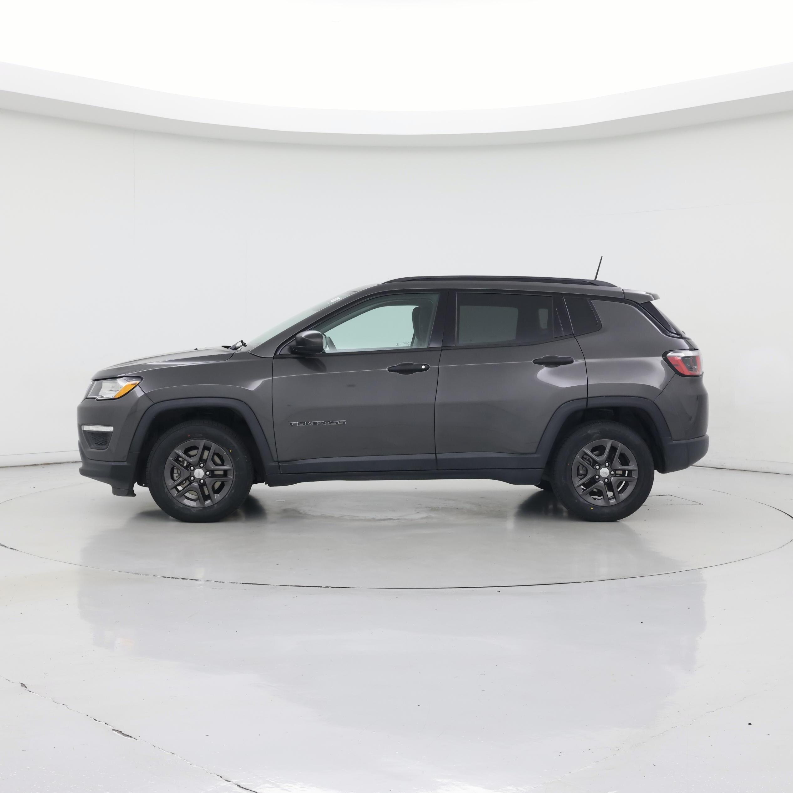 Thumbnail: 2017 Jeep Compass - 3