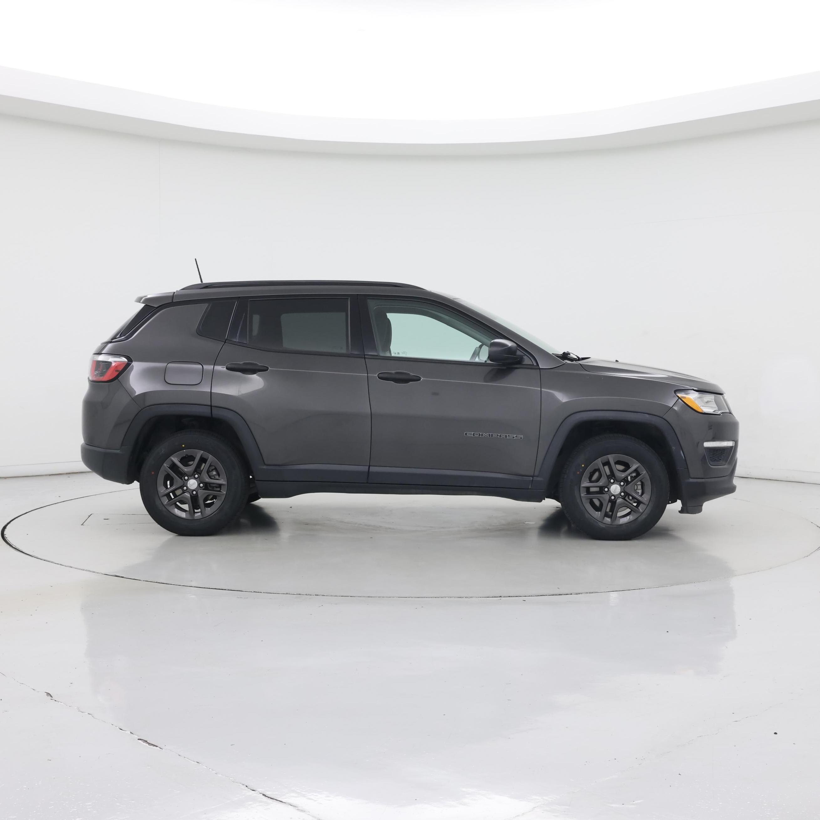 Thumbnail: 2017 Jeep Compass - 7