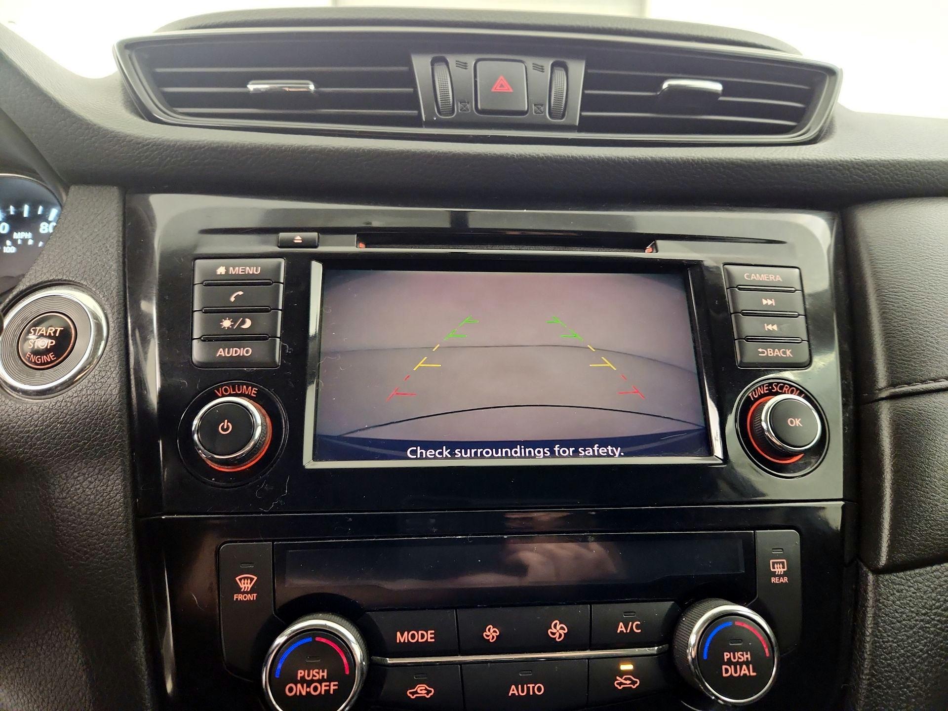 Thumbnail: 2018 Nissan Rogue - 14