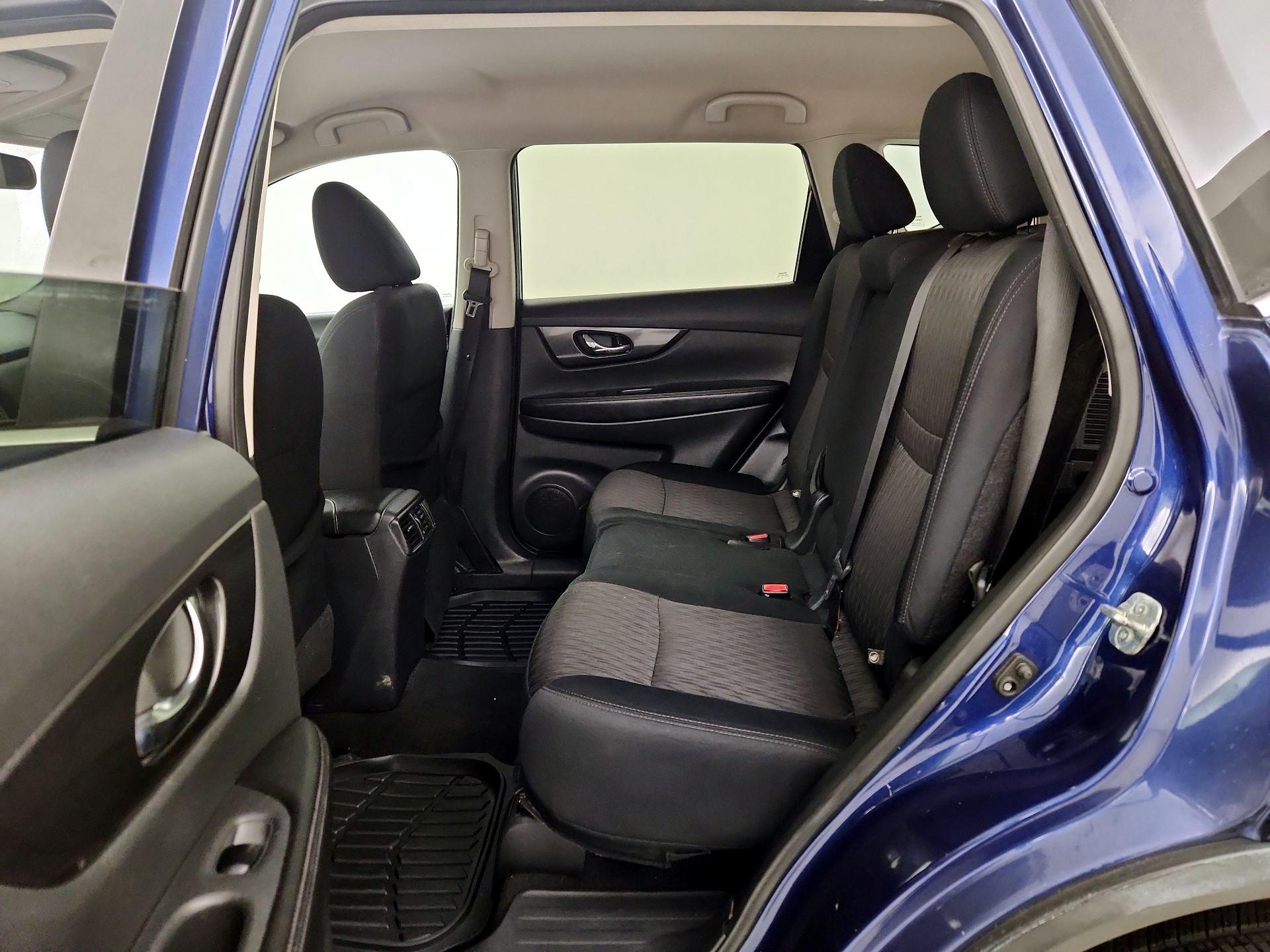 Thumbnail: 2018 Nissan Rogue - 19