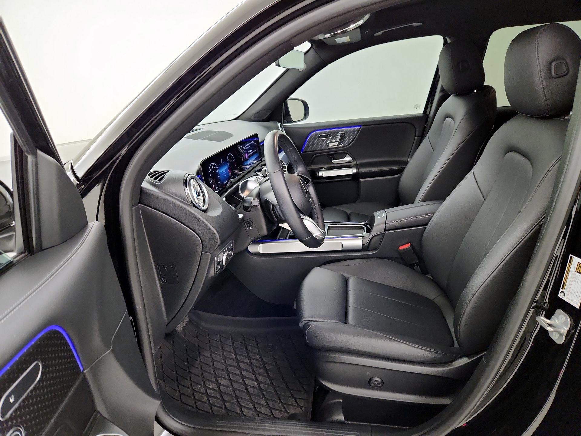 Thumbnail: 2024 Mercedes-Benz GLB - 11