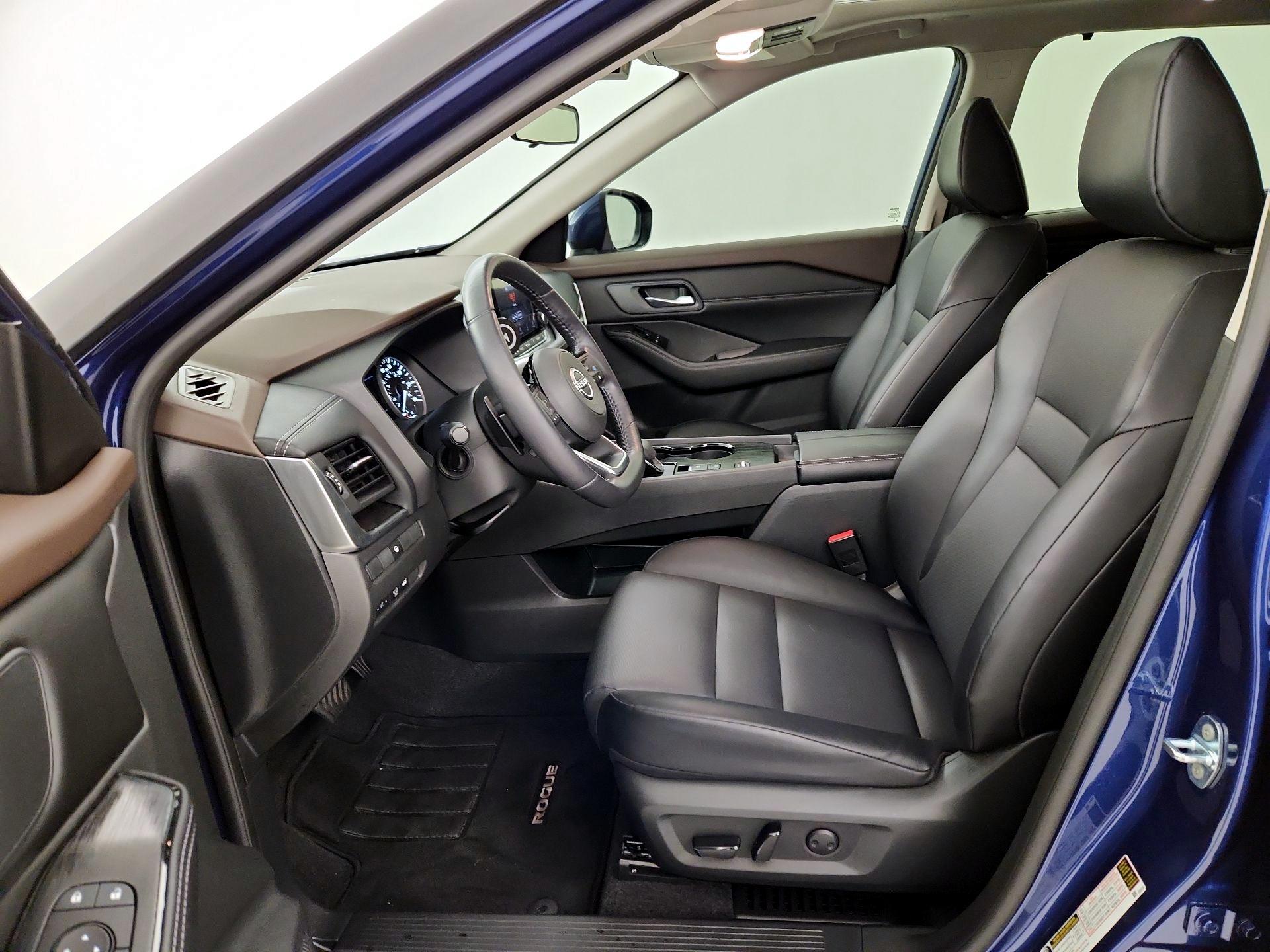 Thumbnail: 2023 Nissan Rogue - 11