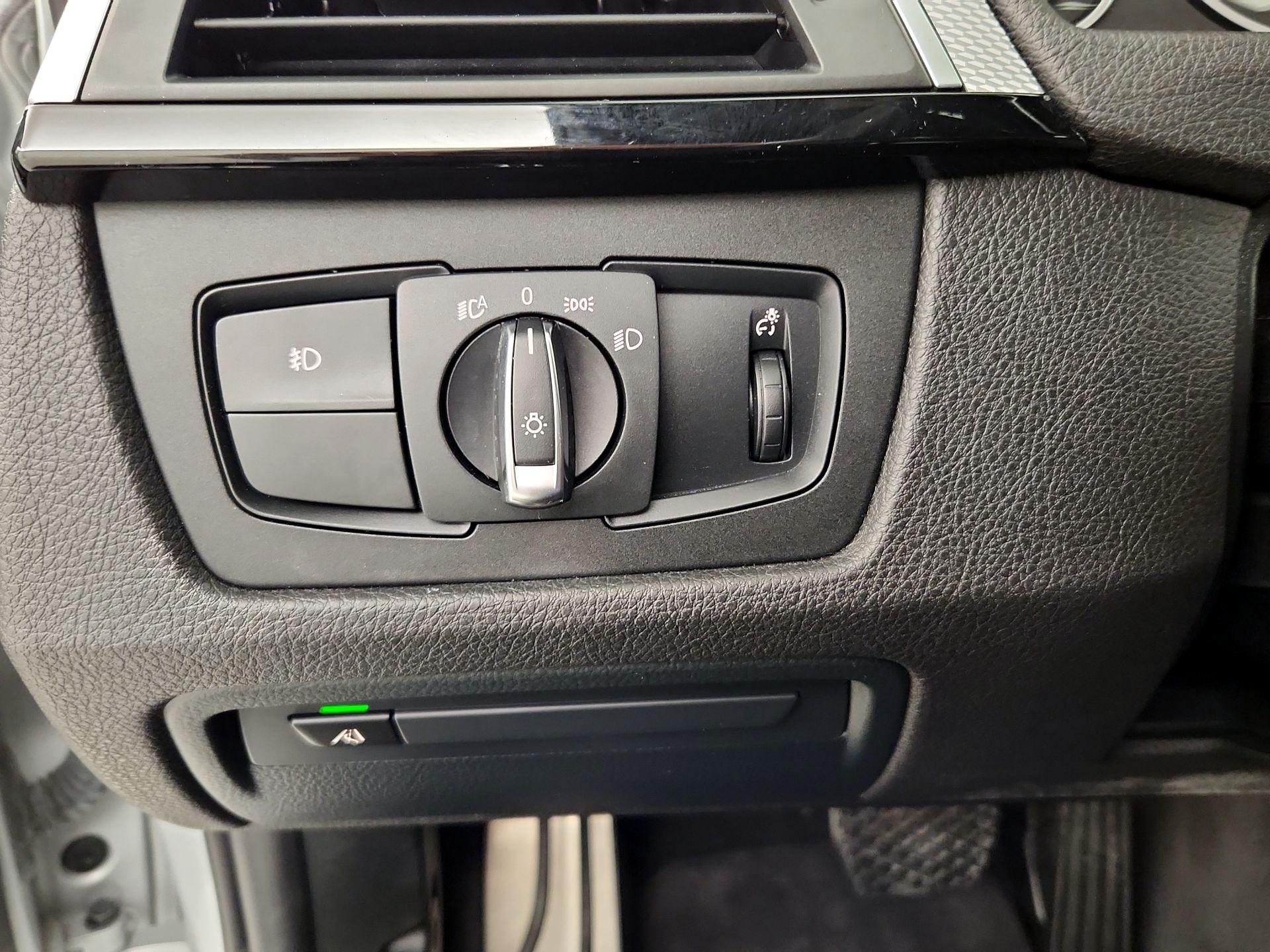 Thumbnail: 2018 BMW 3 Series - 13