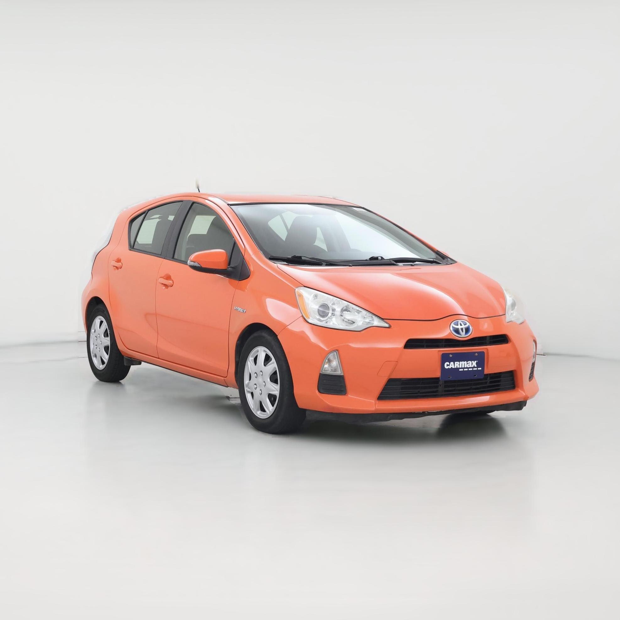 Thumbnail: 2014 Toyota Prius c - 1