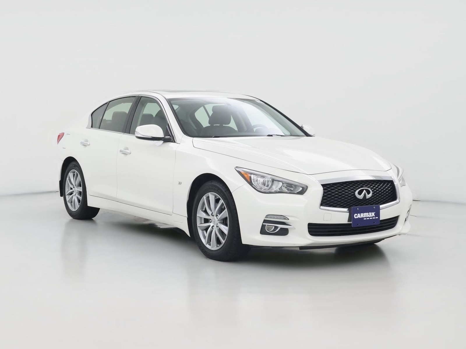 2015 INFINITI Q50 Premium
