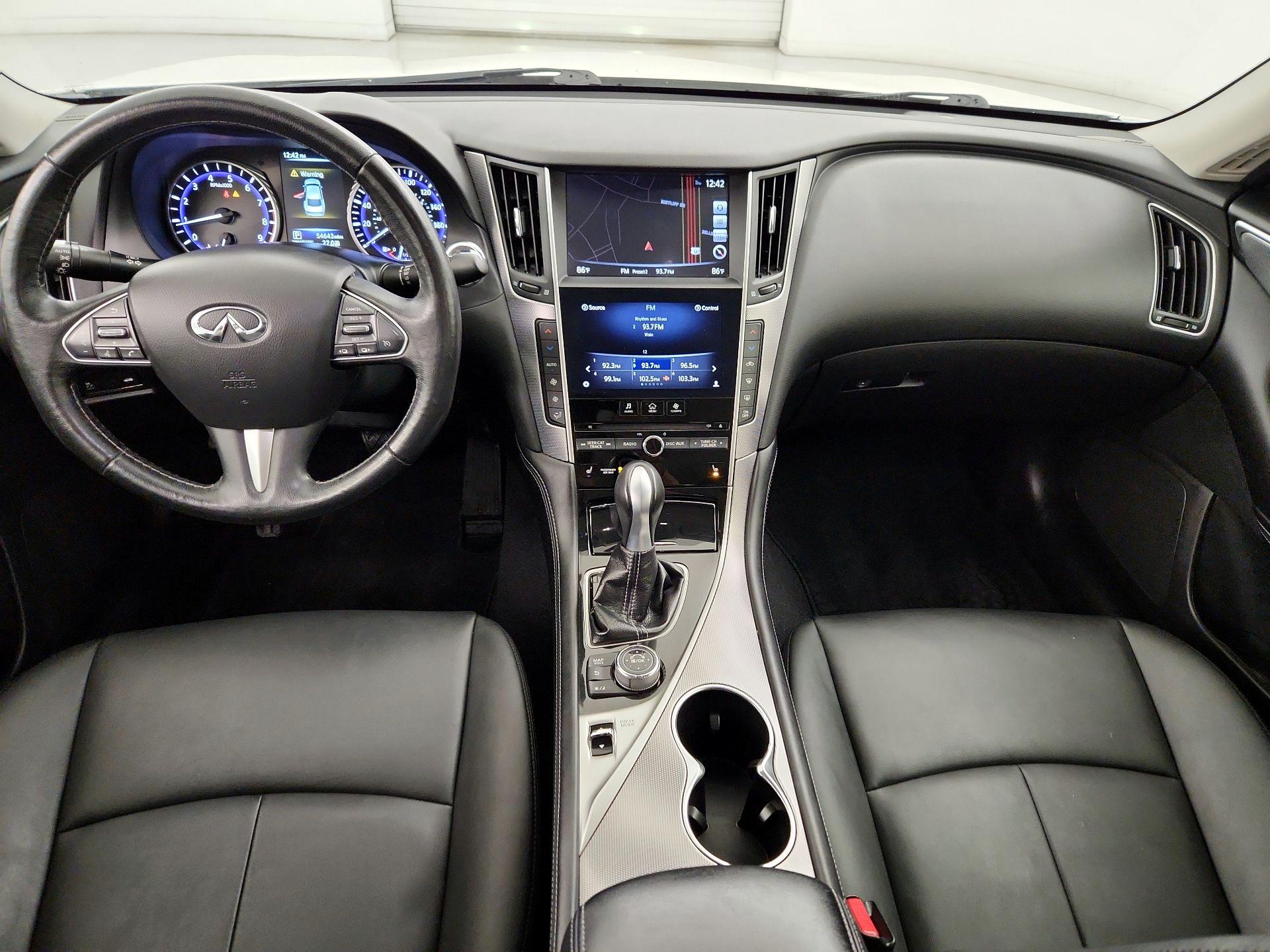 Thumbnail: 2015 INFINITI Q50 - 9