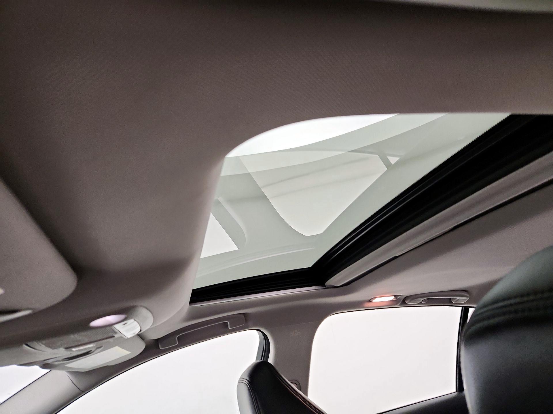 Thumbnail: 2015 INFINITI Q50 - 20