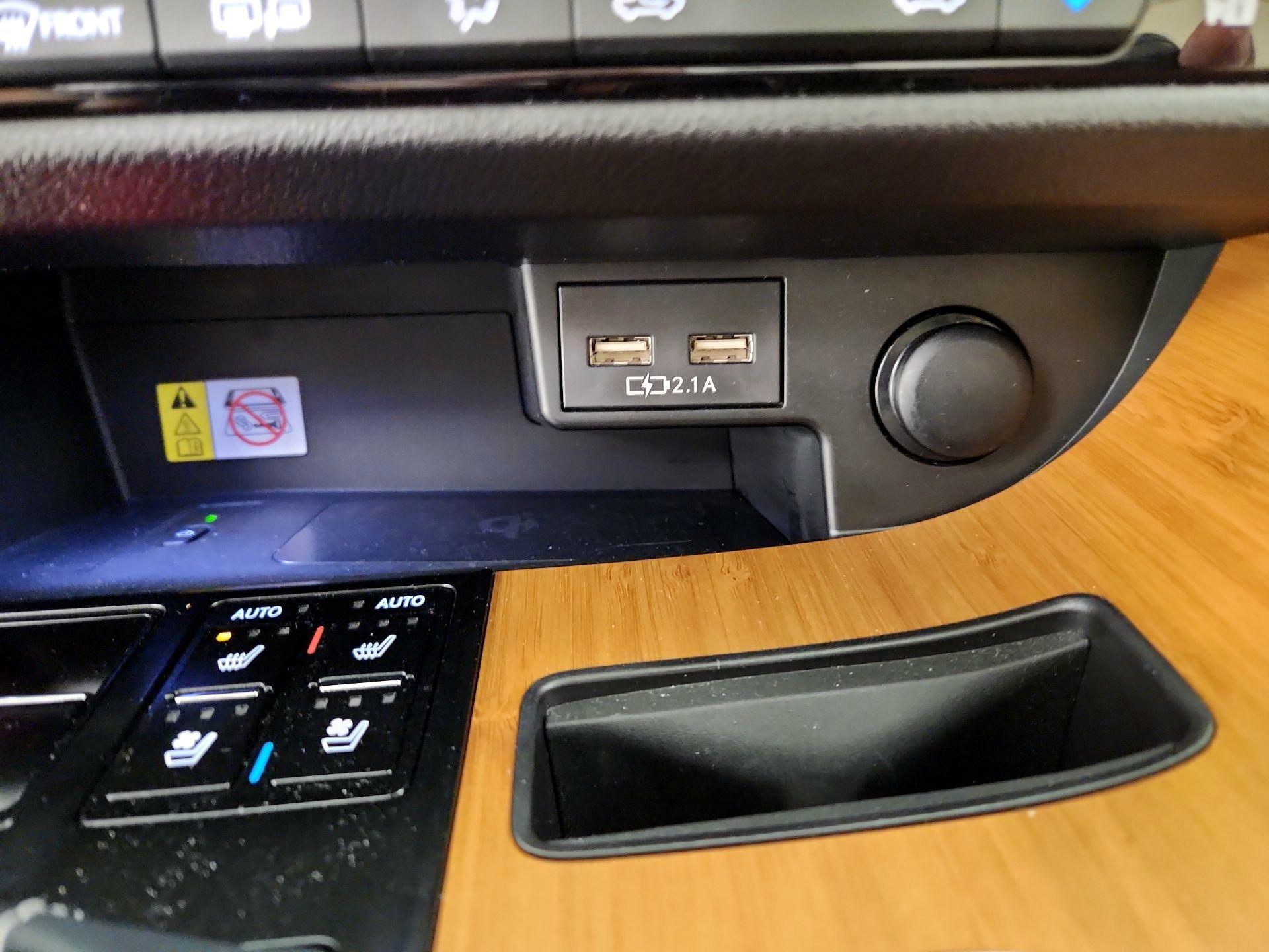 Thumbnail: 2022 Lexus RX - 18