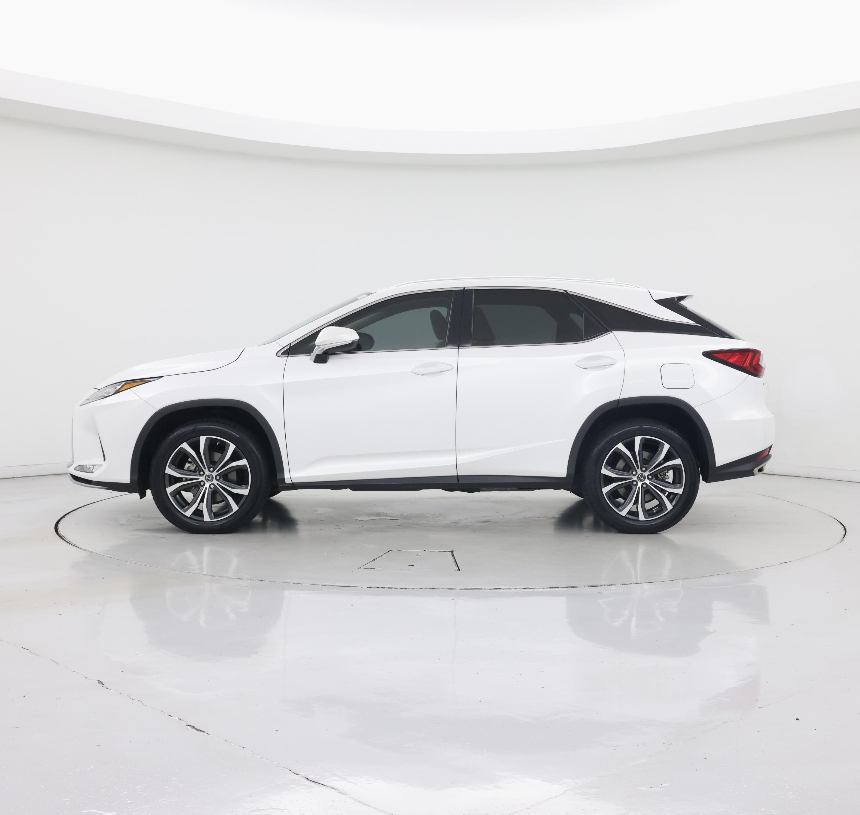 Thumbnail: 2022 Lexus RX - 3