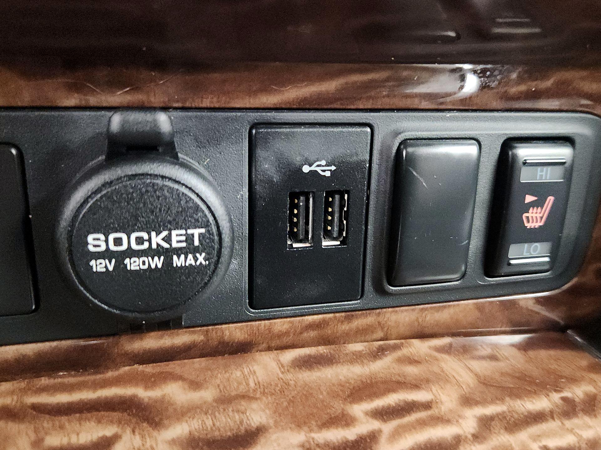 Thumbnail: 2018 Nissan Armada - 19