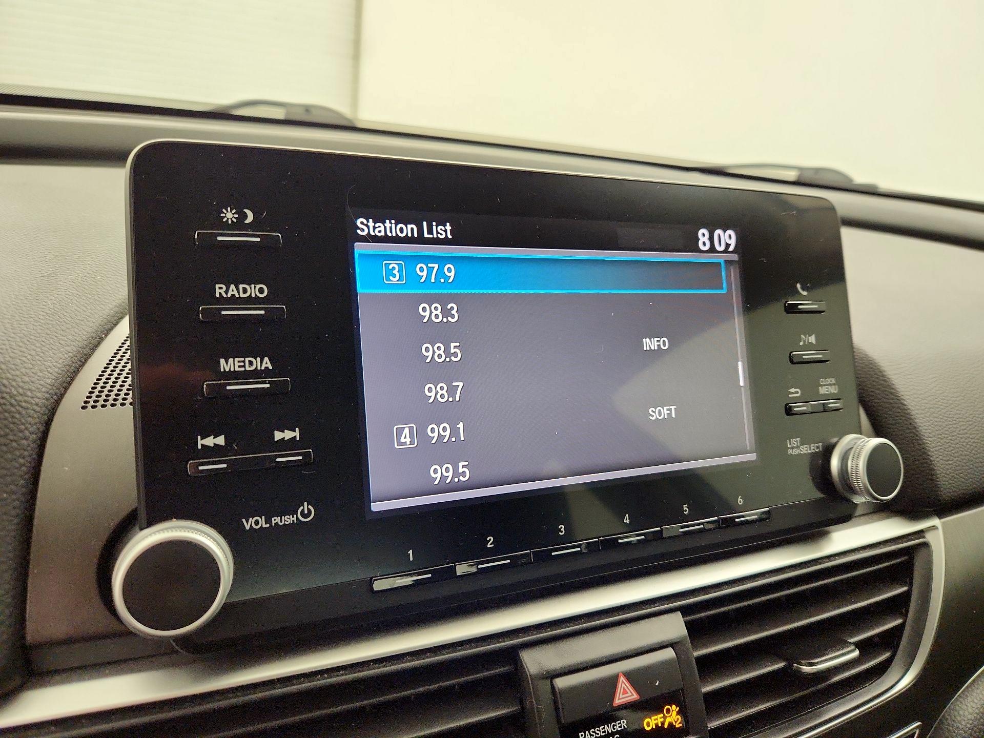 Thumbnail: 2018 Honda Accord - 15