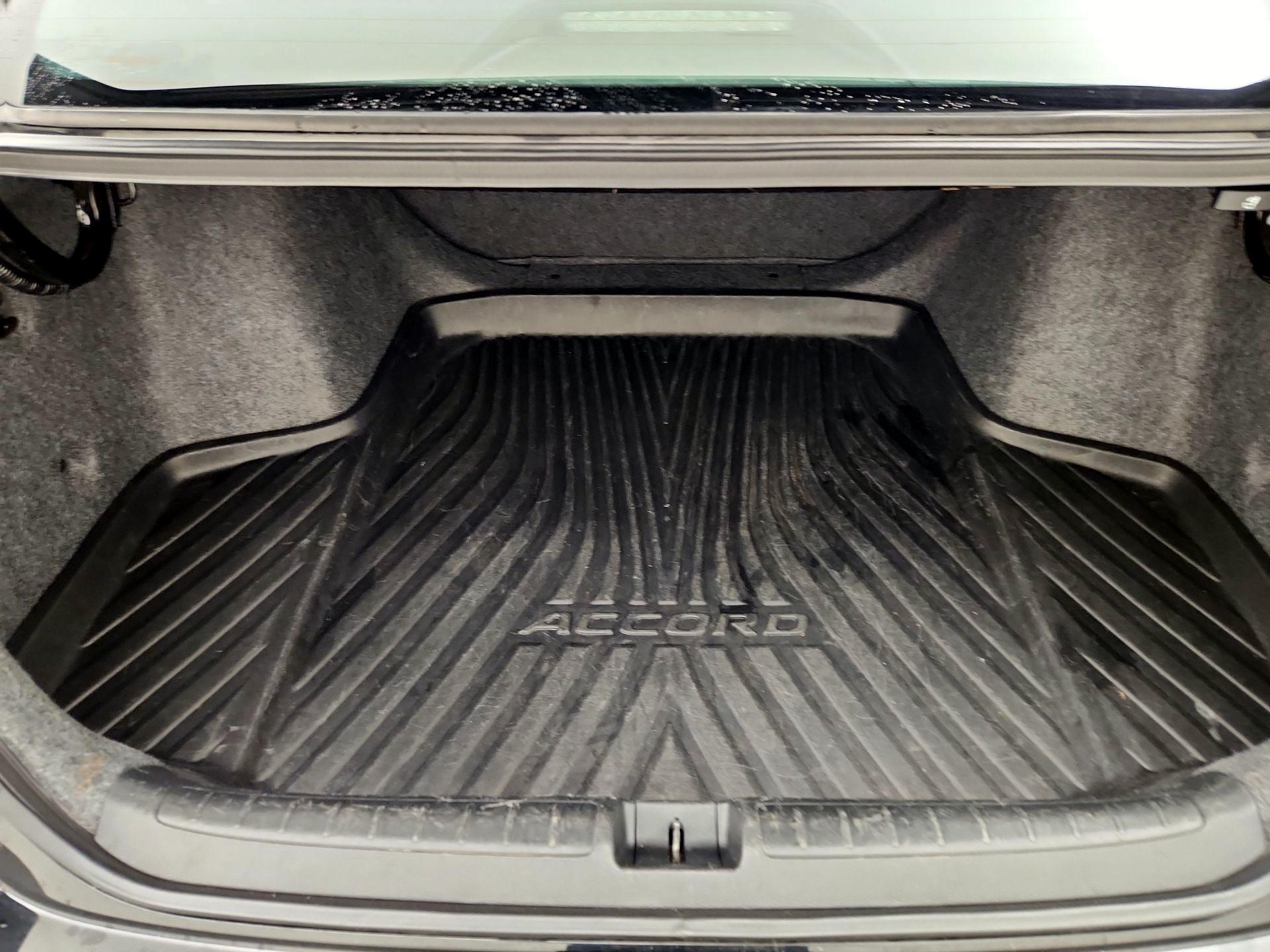 Thumbnail: 2018 Honda Accord - 20