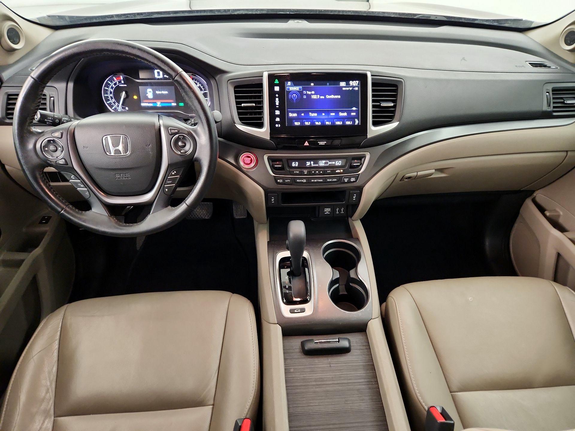 Thumbnail: 2016 Honda Pilot - 9