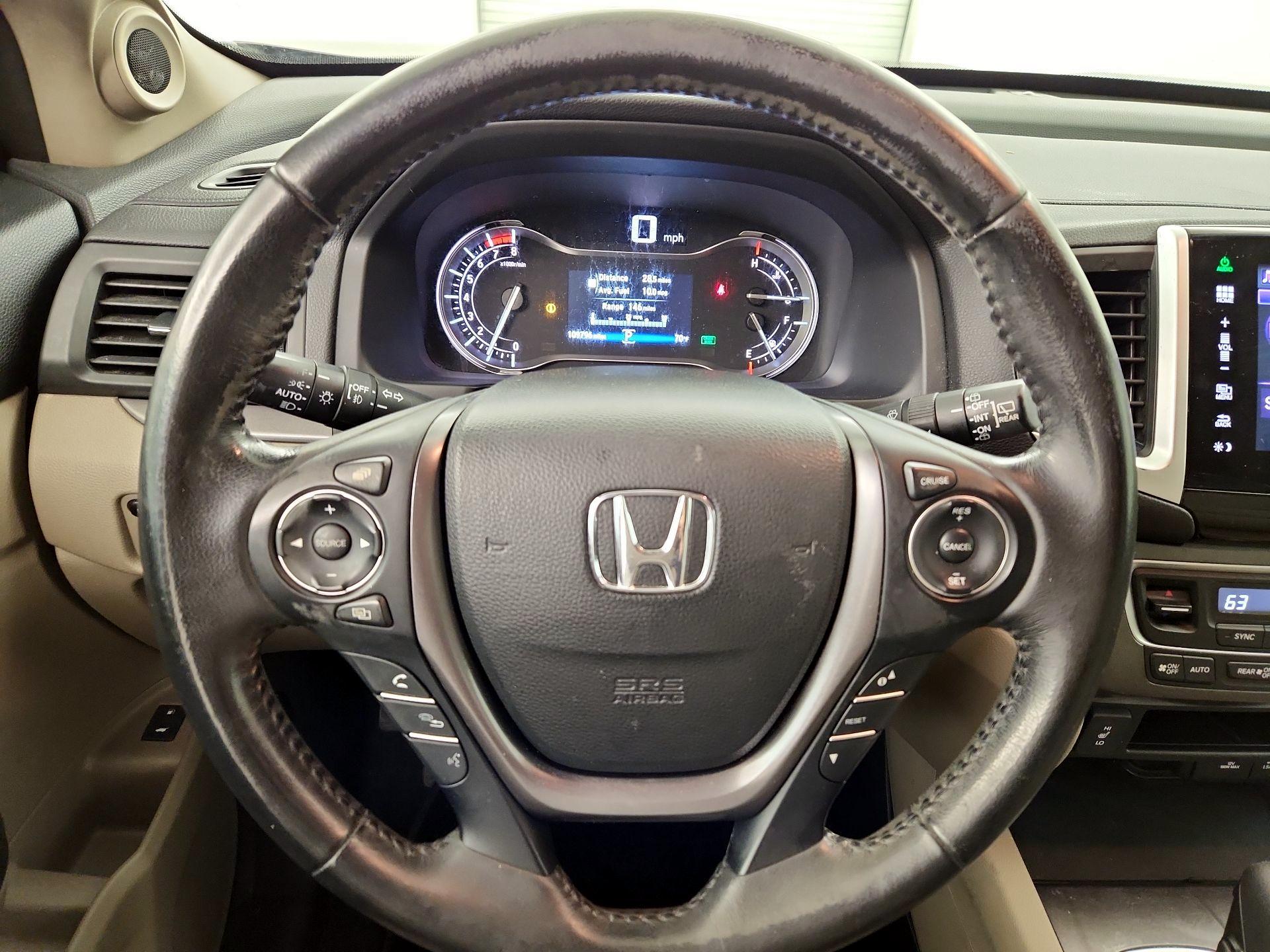 Thumbnail: 2016 Honda Pilot - 10