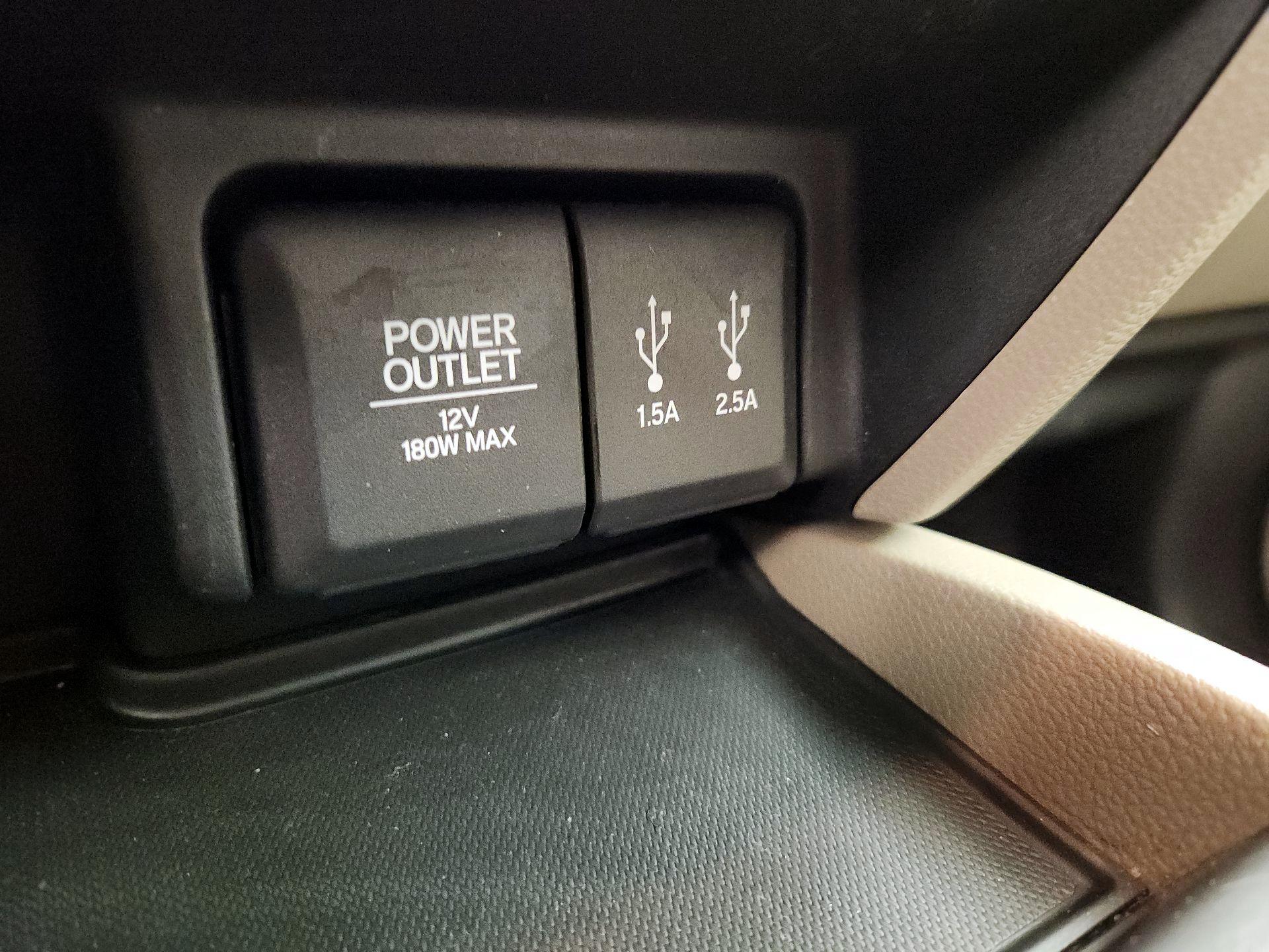 Thumbnail: 2016 Honda Pilot - 18