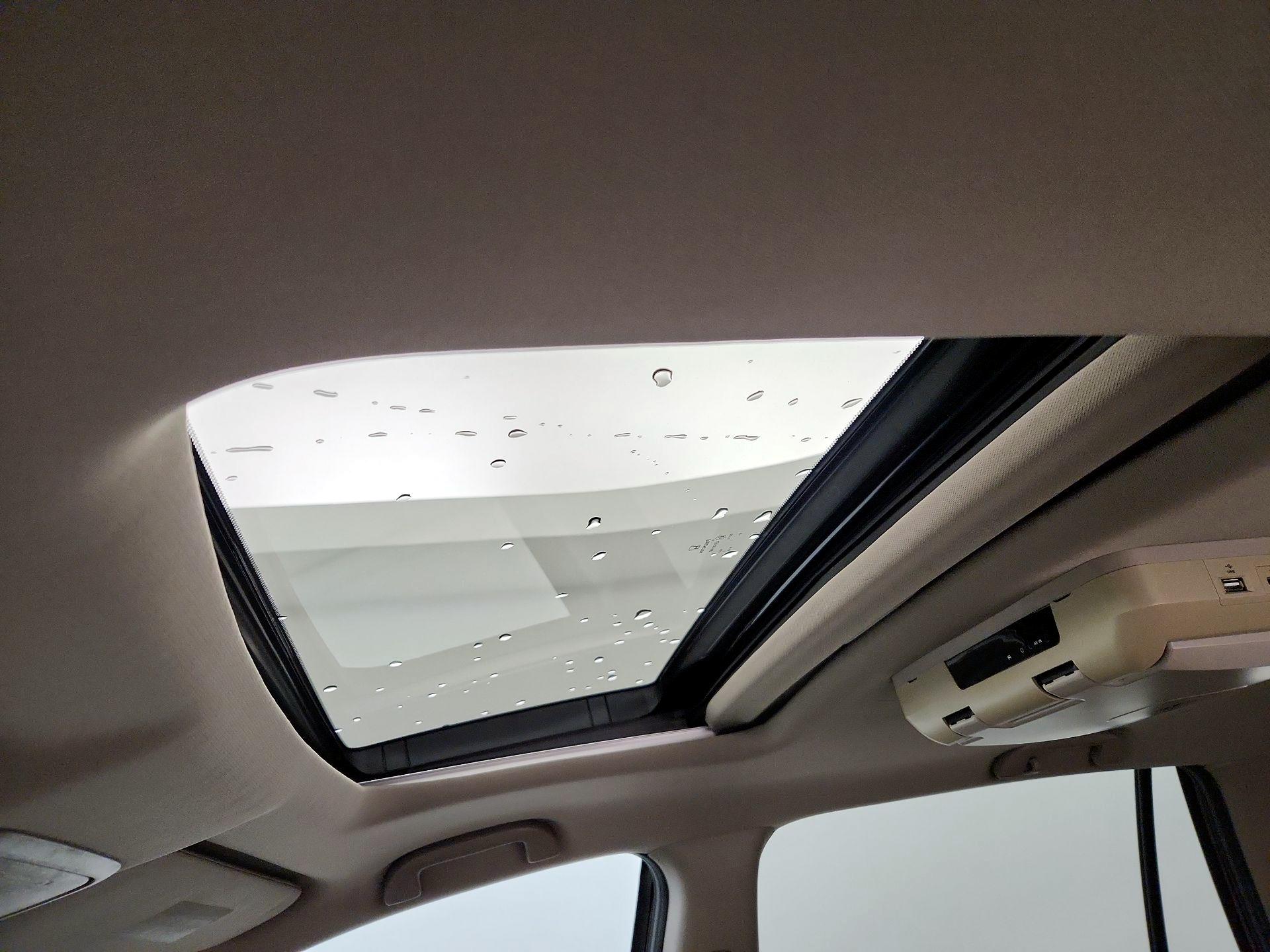 Thumbnail: 2016 Honda Pilot - 19