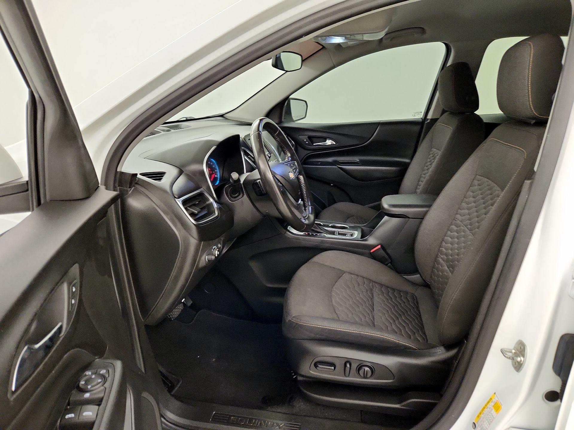 Thumbnail: 2020 Chevrolet Equinox - 11