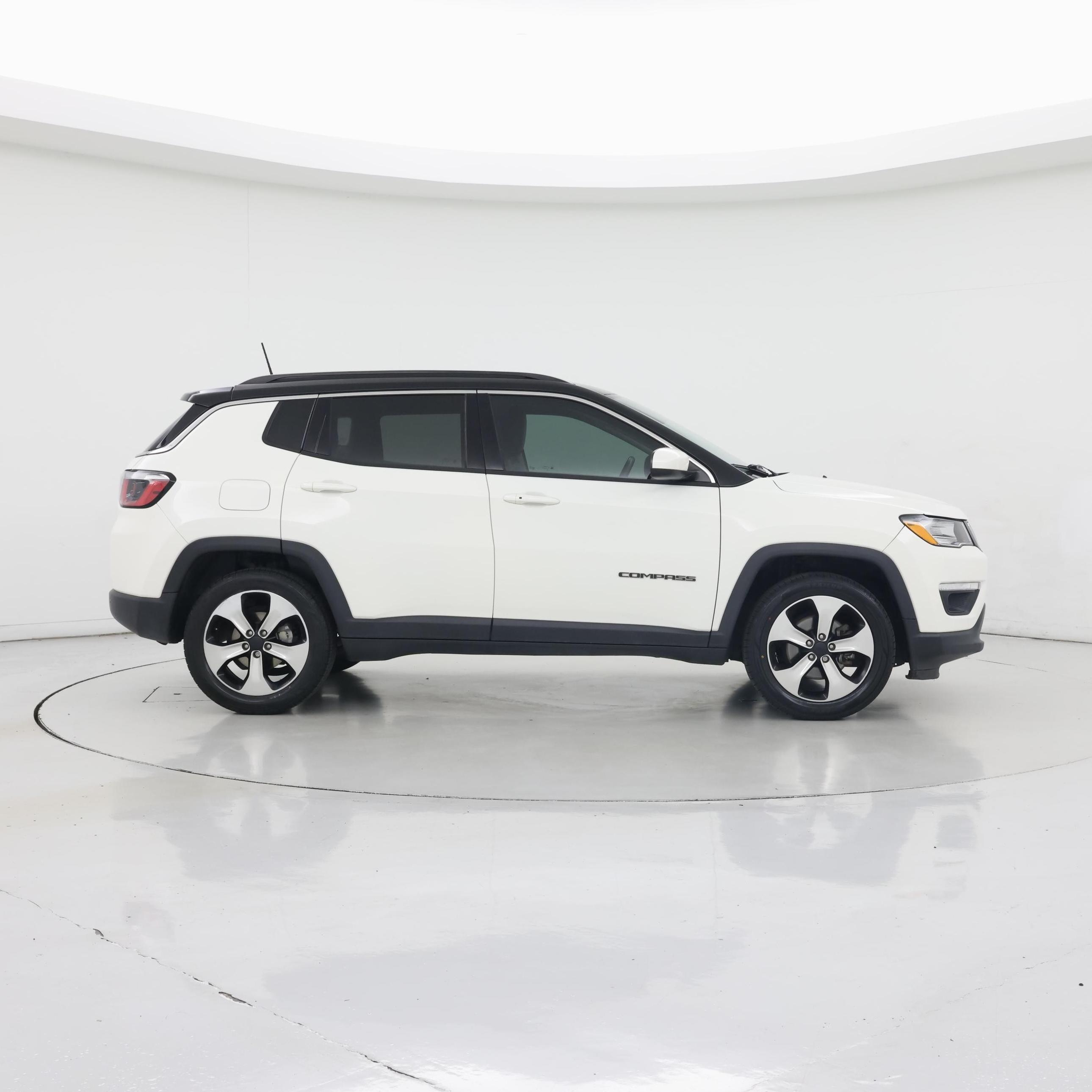 Thumbnail: 2018 Jeep Compass - 7