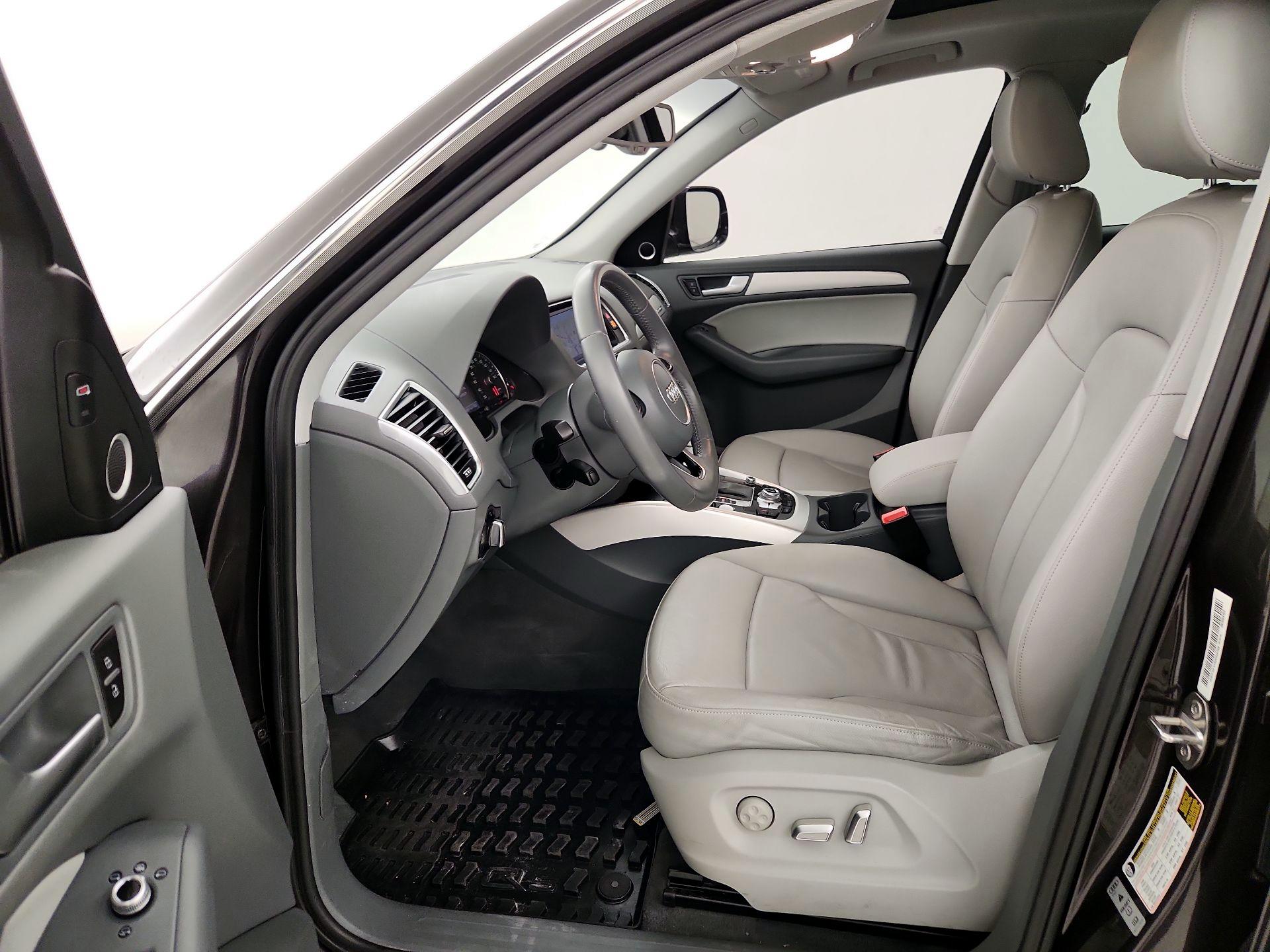 Thumbnail: 2015 Audi Q5 - 11