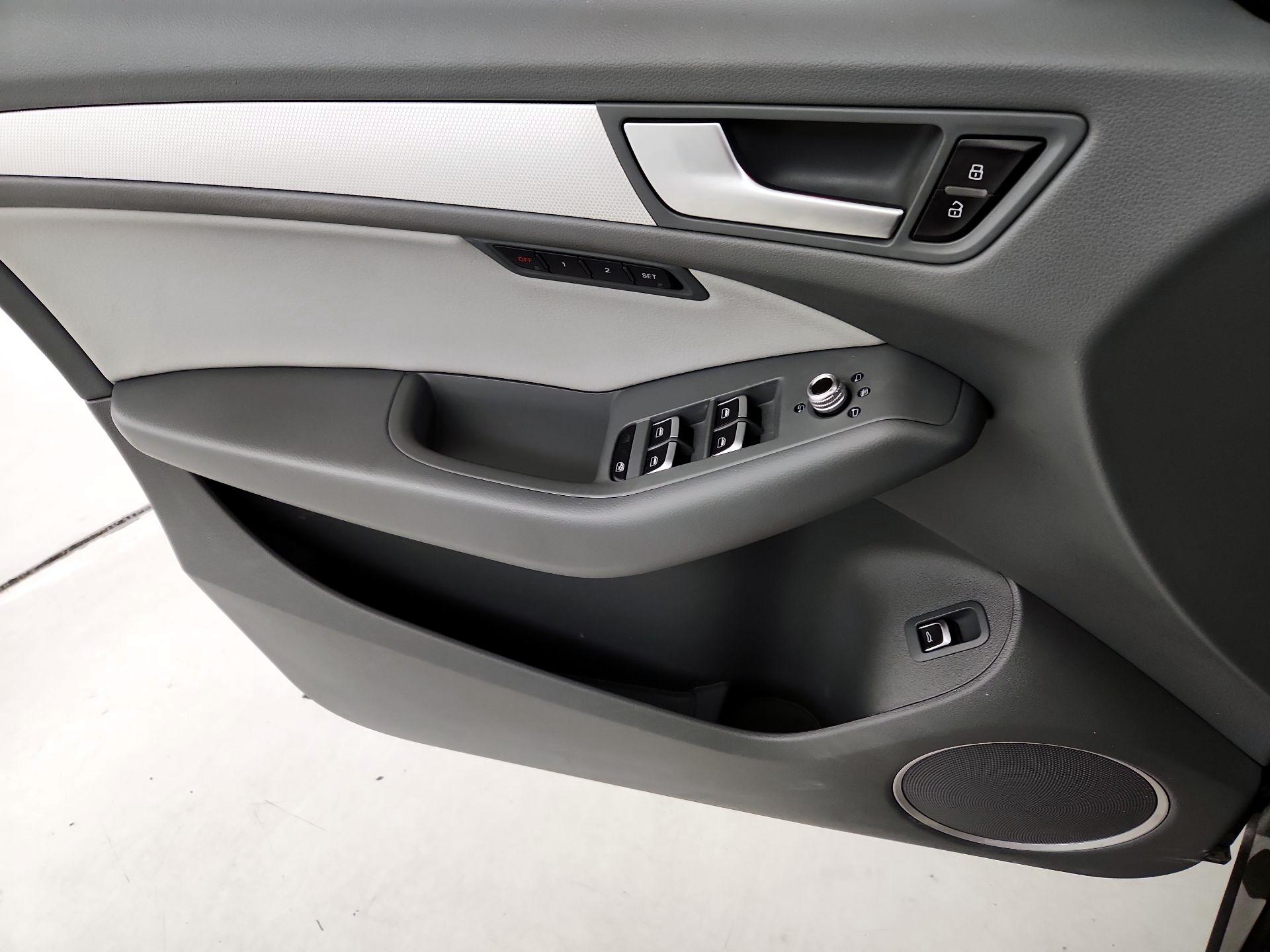 Thumbnail: 2015 Audi Q5 - 12