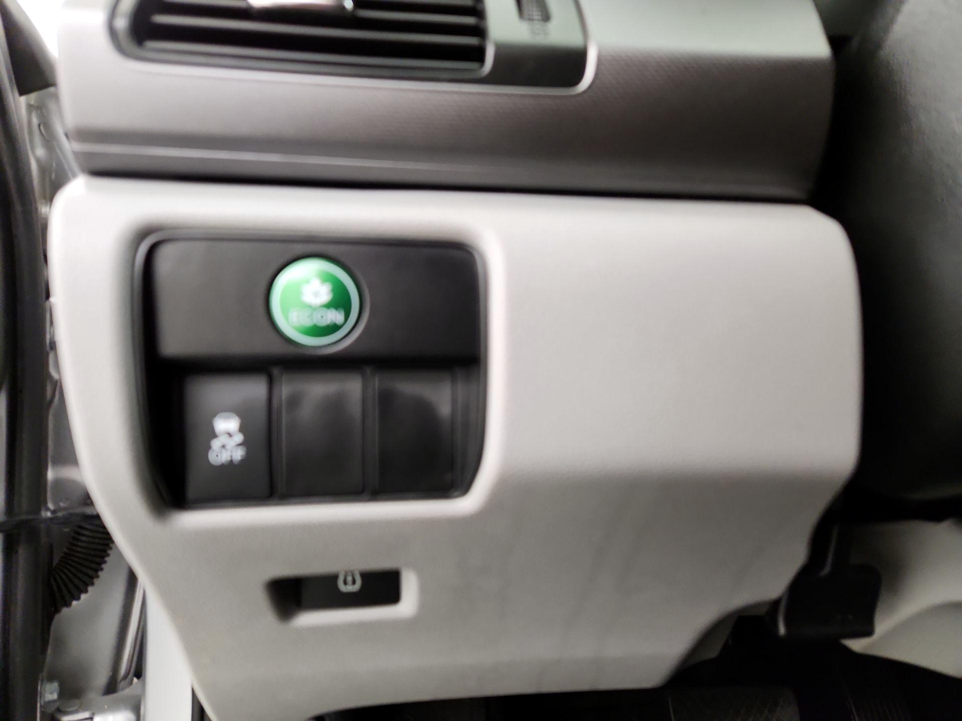 Thumbnail: 2015 Honda Accord - 13