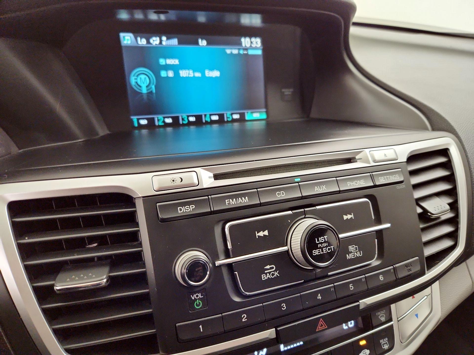 Thumbnail: 2015 Honda Accord - 15