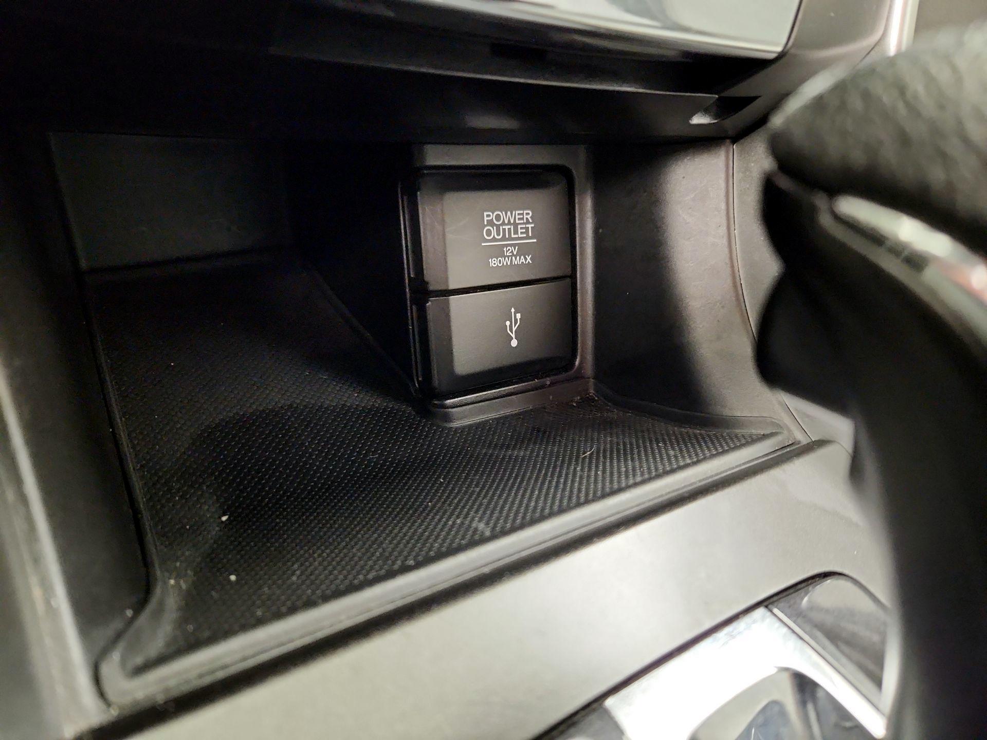 Thumbnail: 2015 Honda Accord - 18