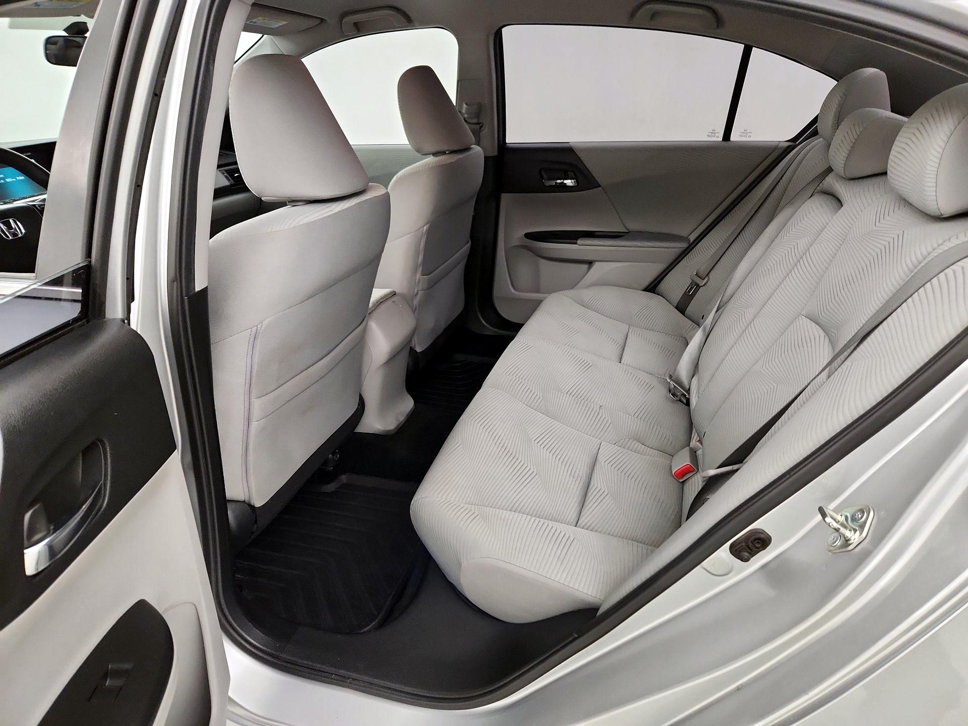 Thumbnail: 2015 Honda Accord - 19