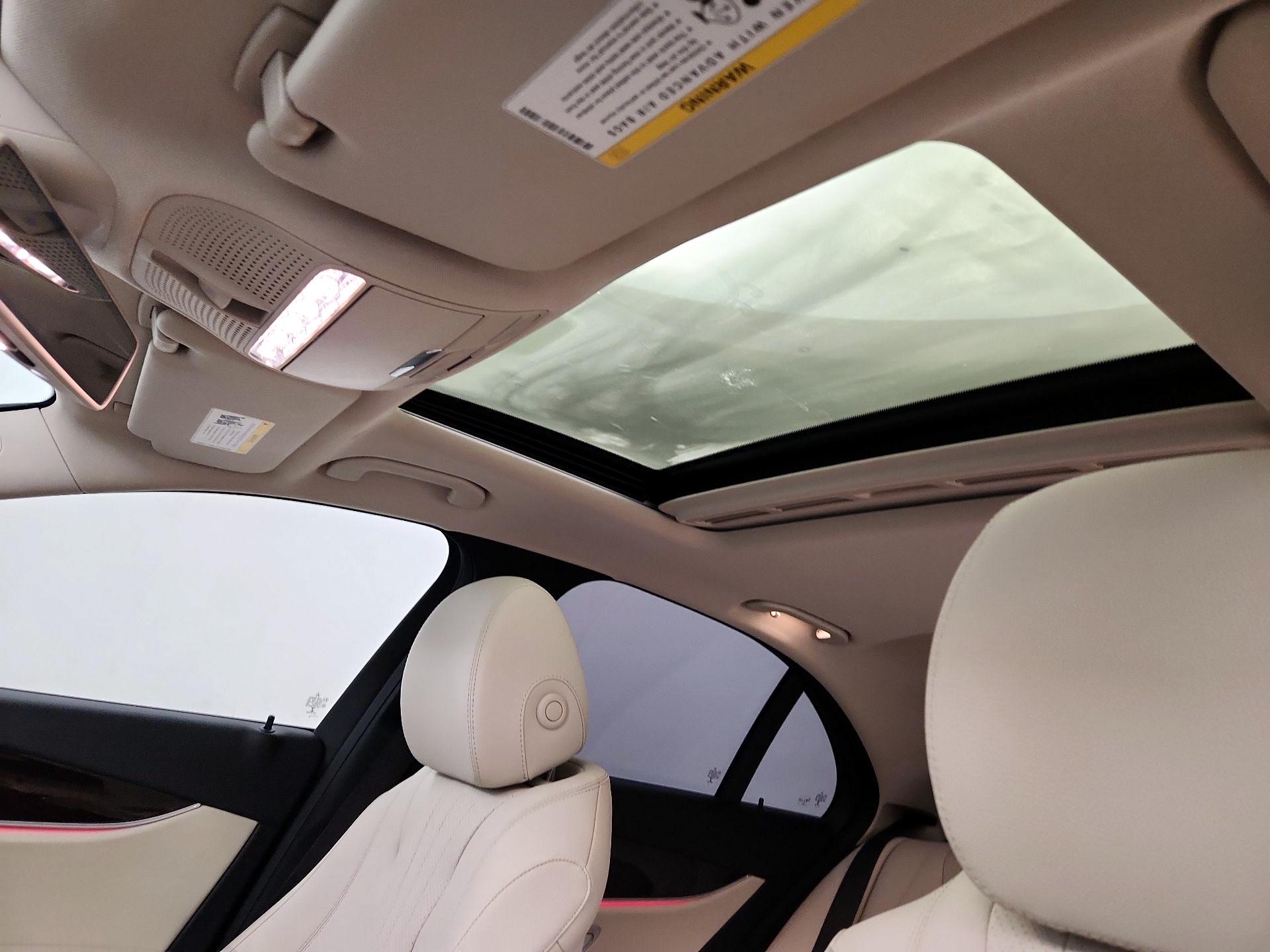 Thumbnail: 2020 Mercedes-Benz E-Class - 20