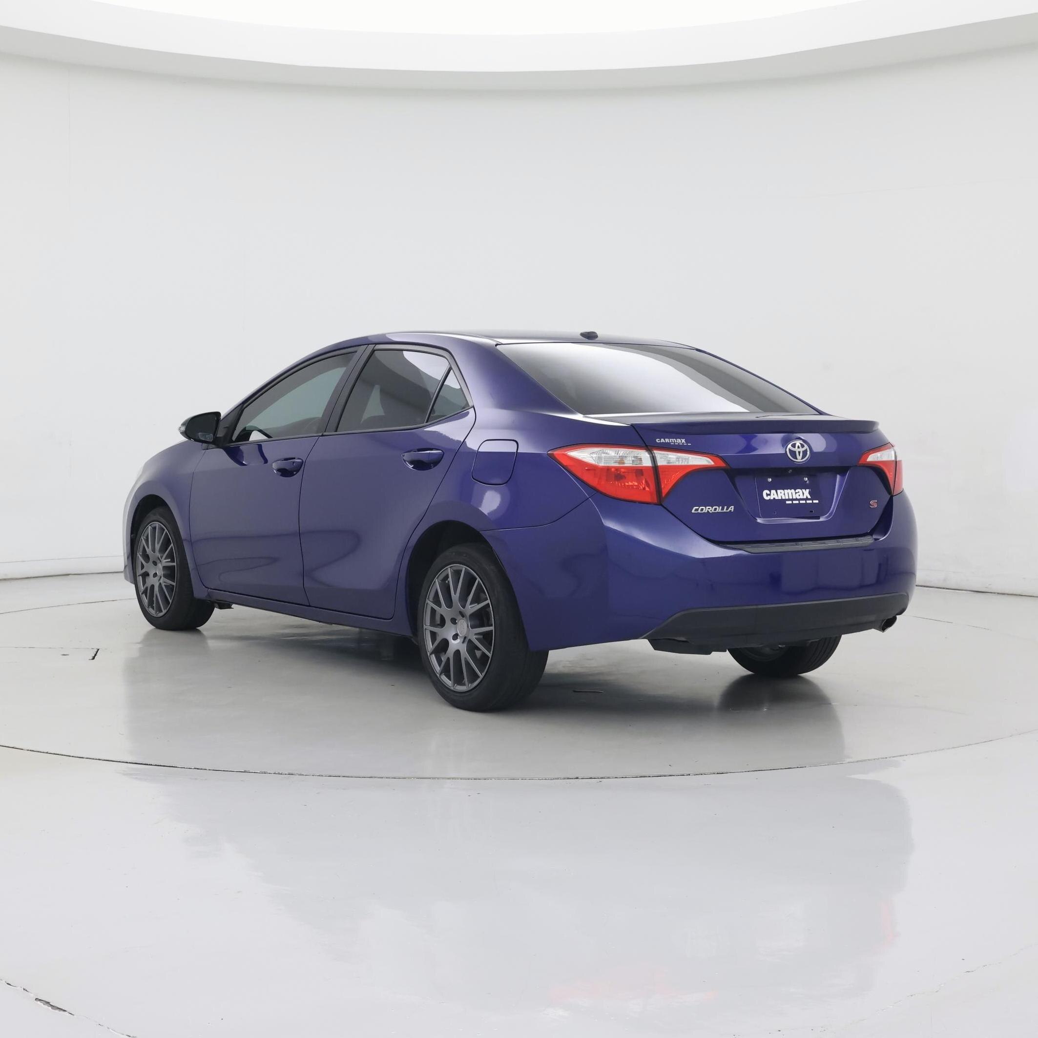 Thumbnail: 2015 Toyota Corolla - 2