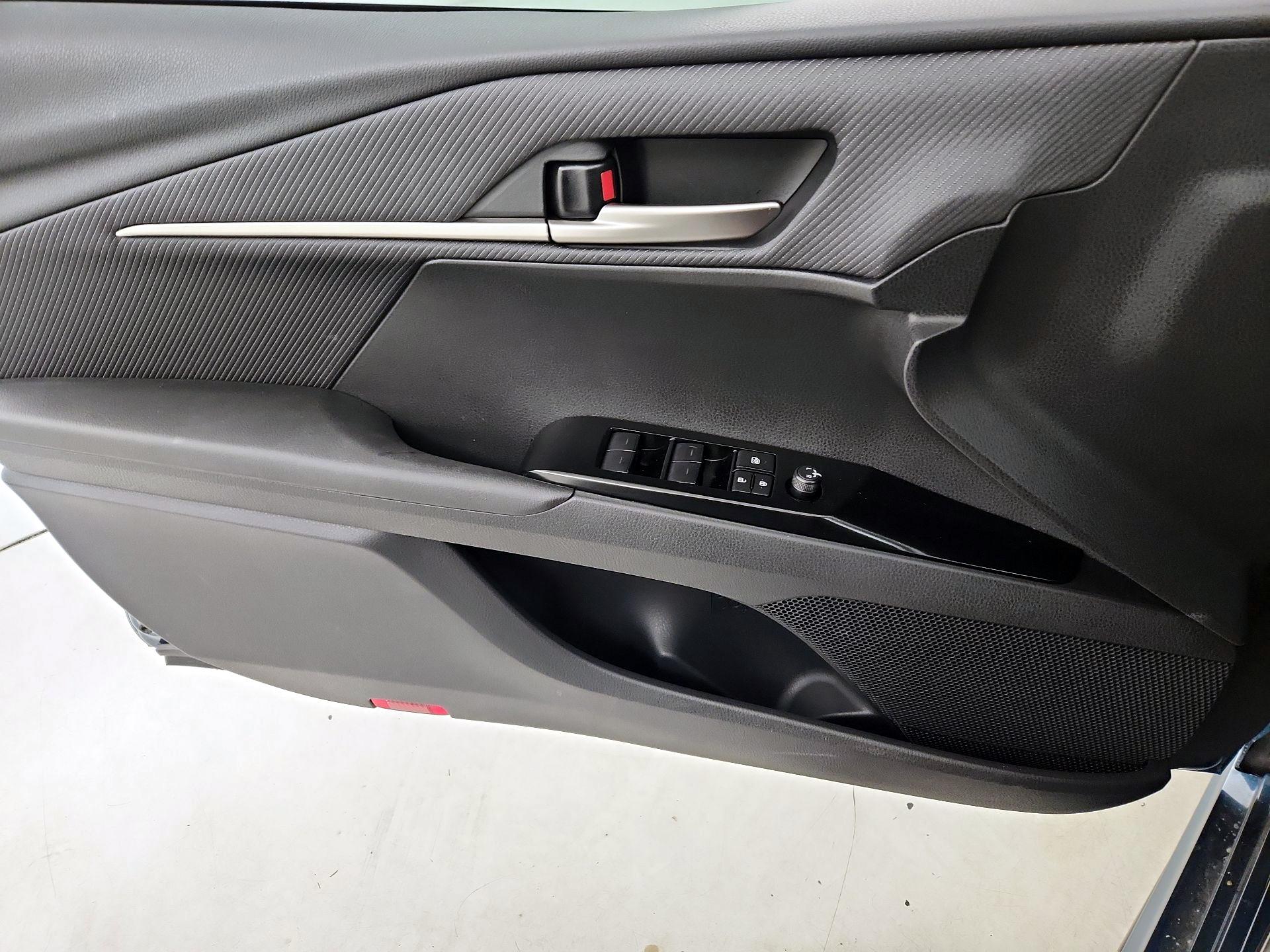 Thumbnail: 2026 Toyota Camry - 12