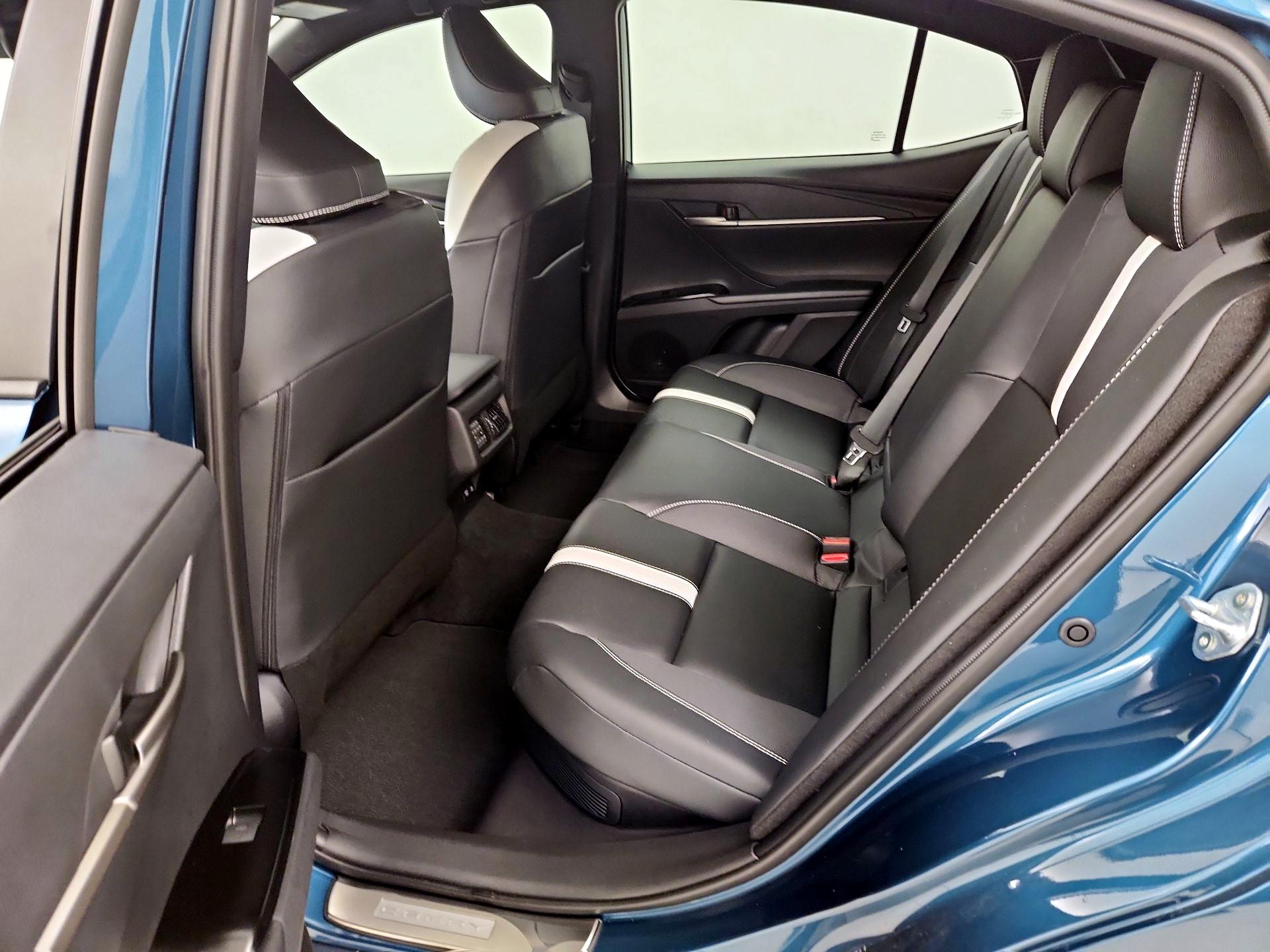 Thumbnail: 2026 Toyota Camry - 19