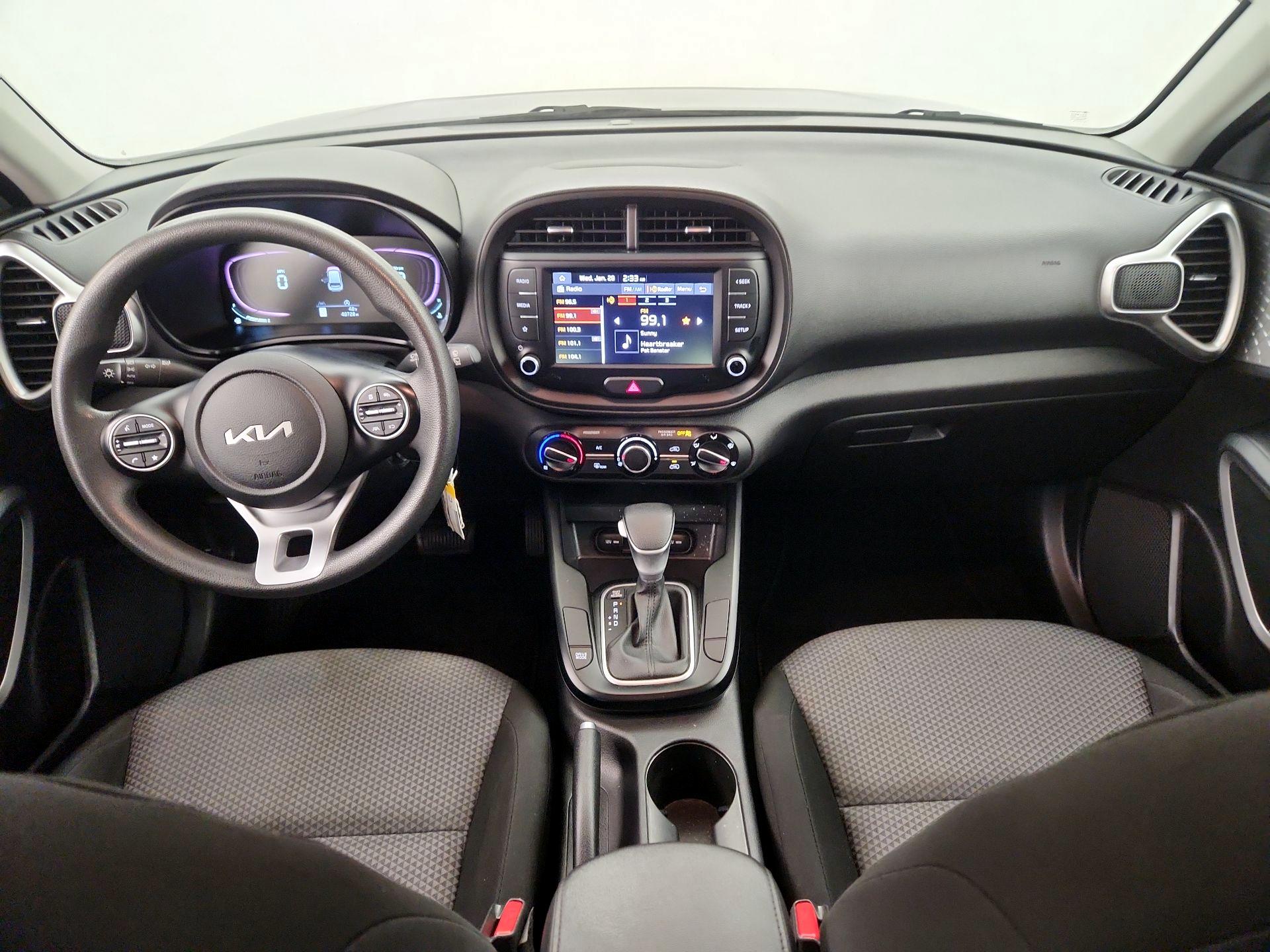 Thumbnail: 2023 Kia Soul - 9