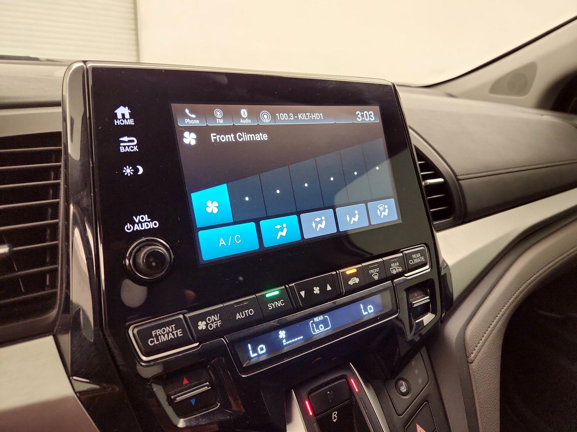 Thumbnail: 2018 Honda Odyssey - 16