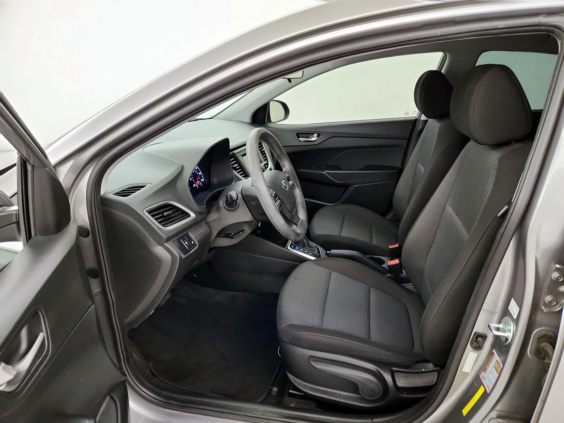 Thumbnail: 2022 Hyundai Accent - 11