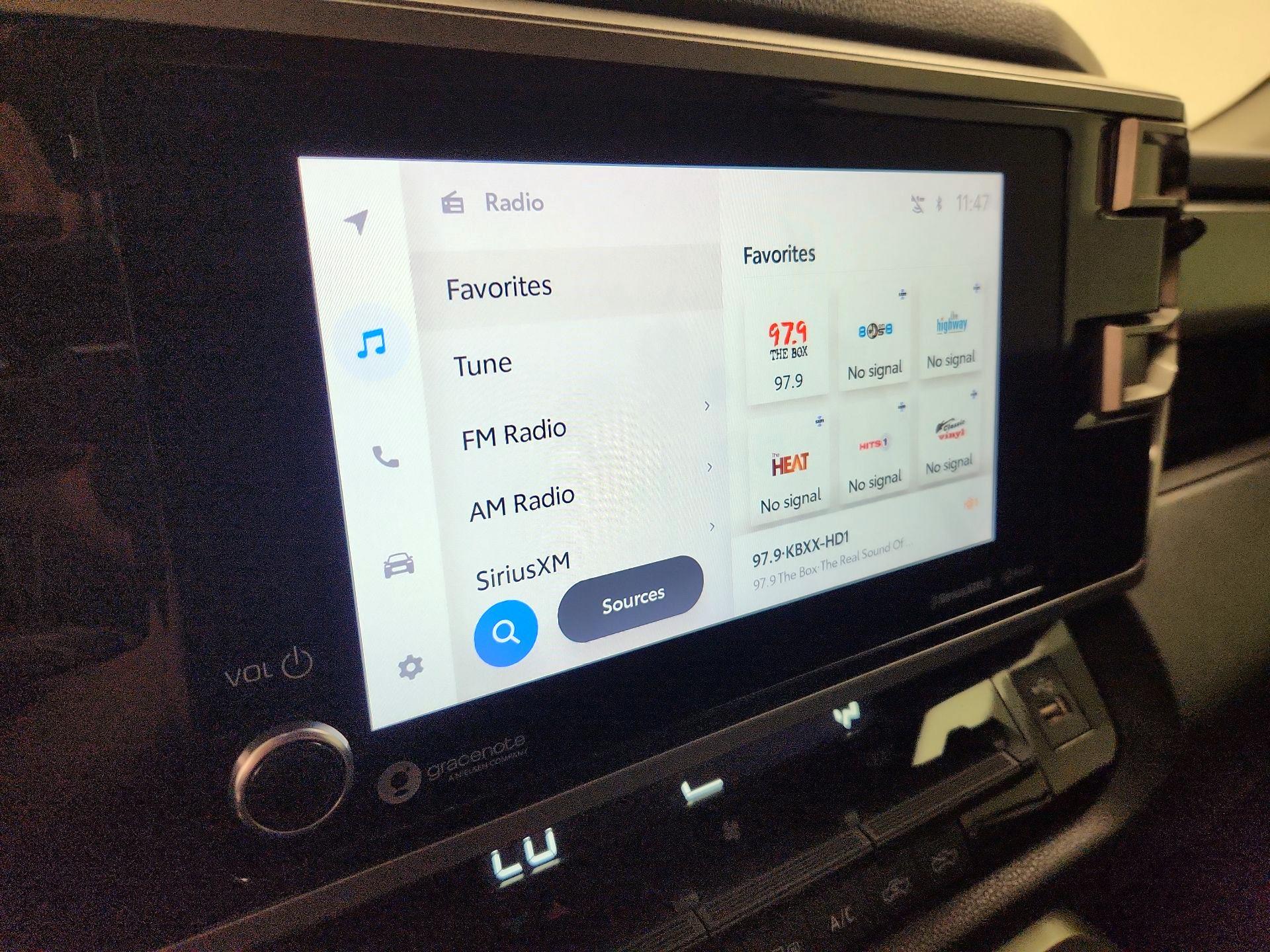 Thumbnail: 2022 Toyota Tundra - 15