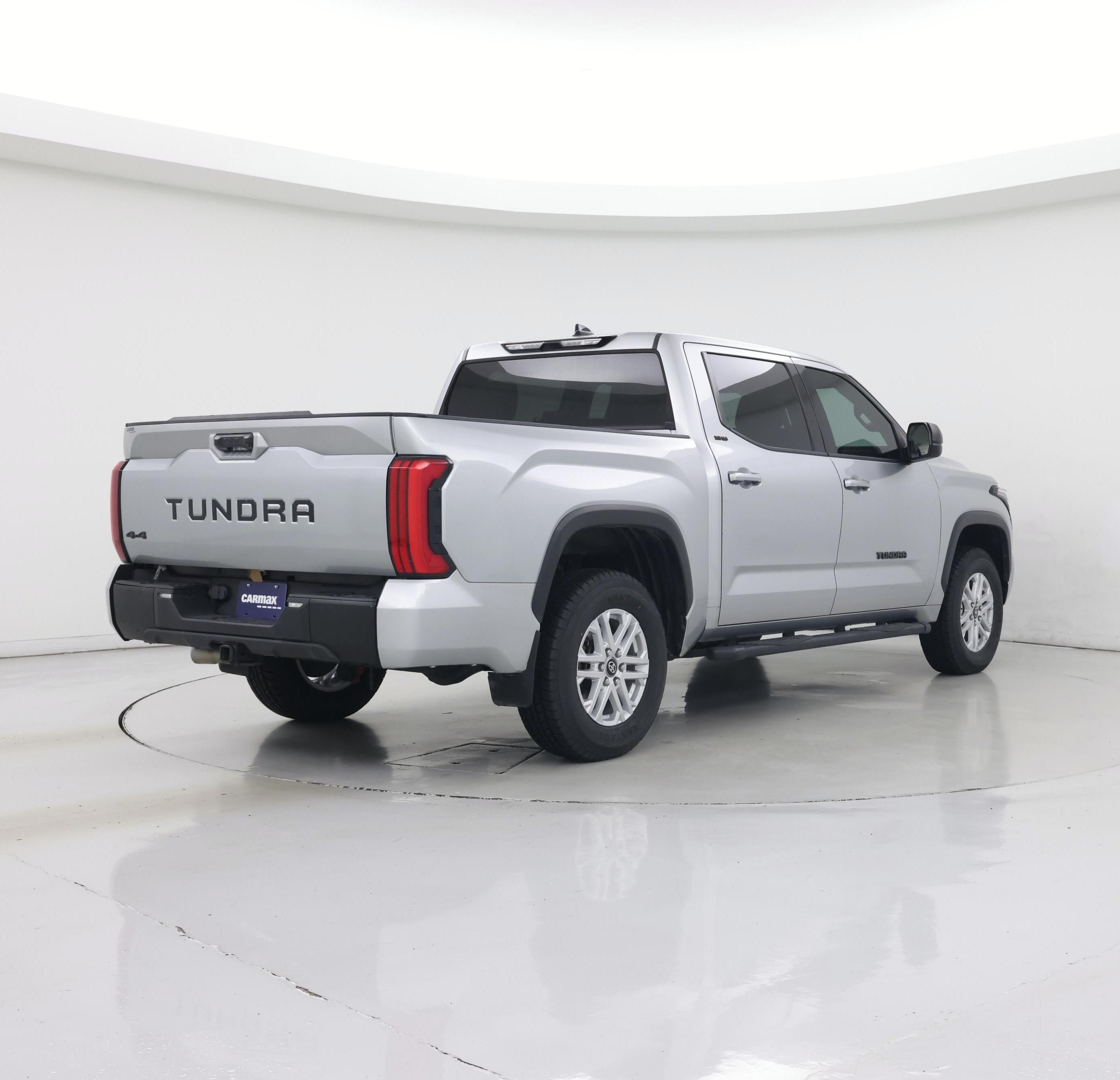 Thumbnail: 2022 Toyota Tundra - 8