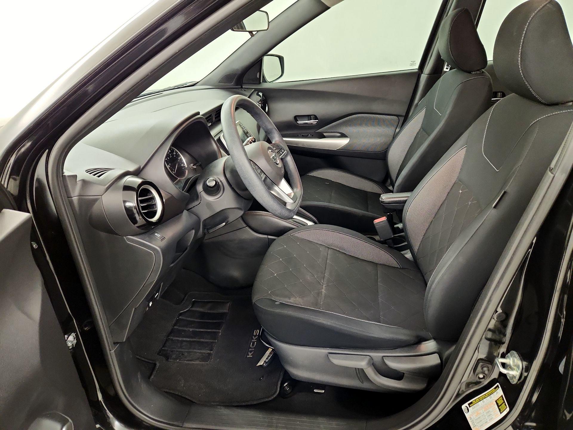 Thumbnail: 2019 Nissan Kicks - 11