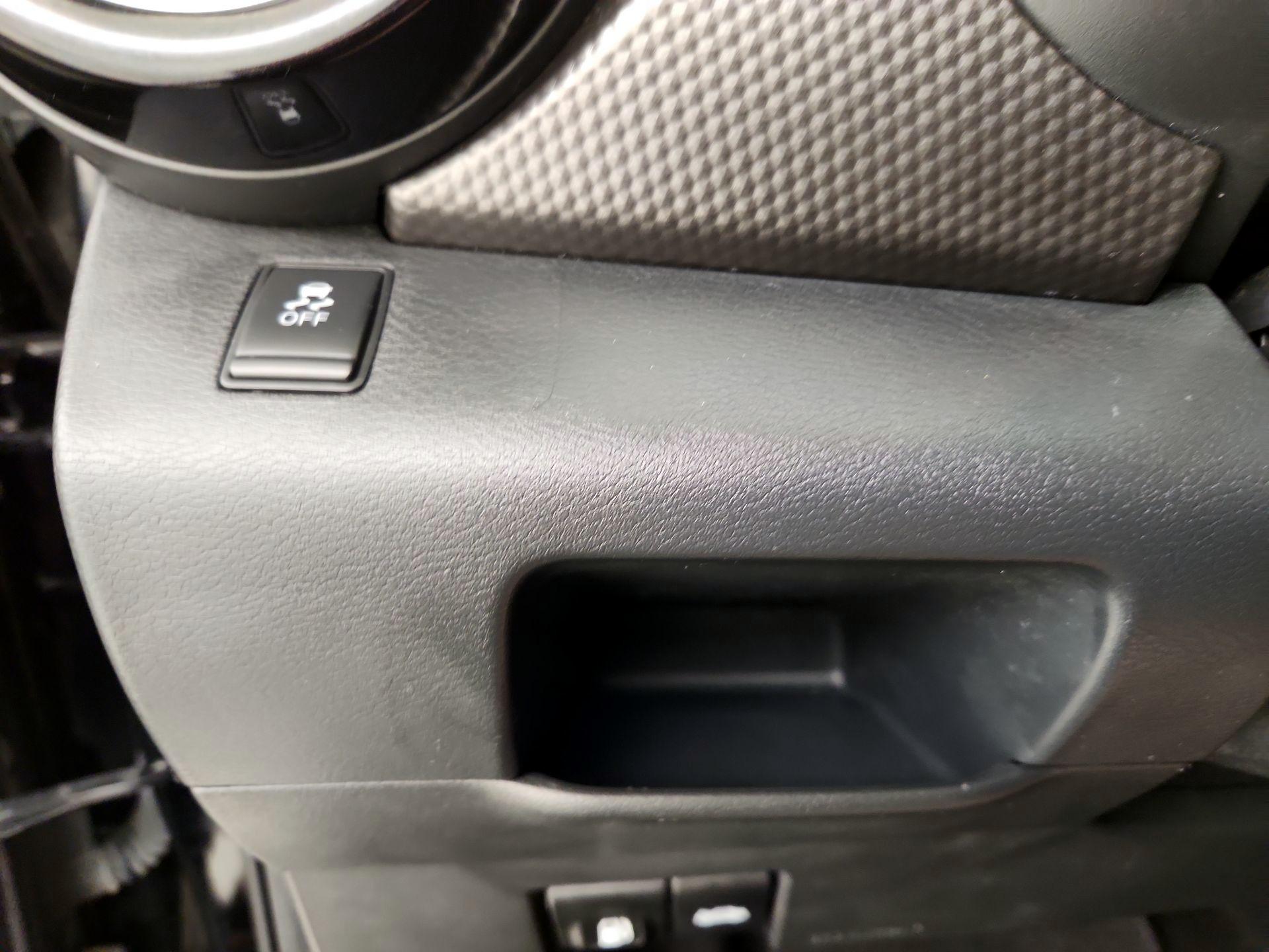 Thumbnail: 2019 Nissan Kicks - 13