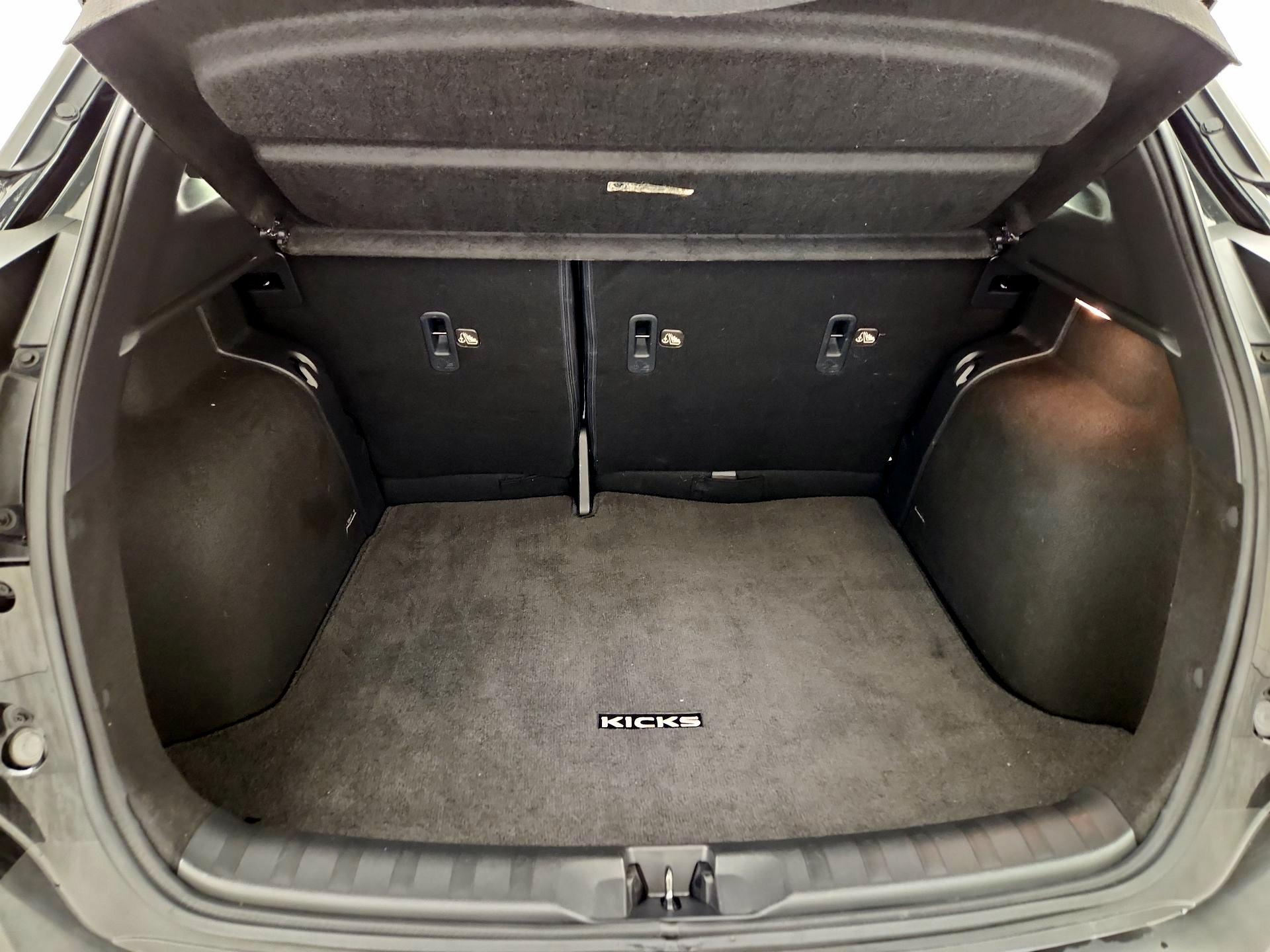 Thumbnail: 2019 Nissan Kicks - 20