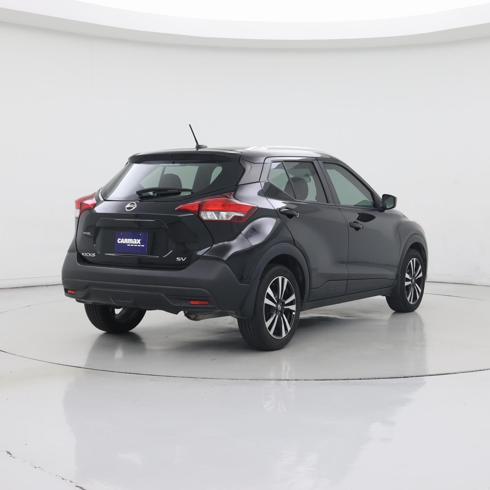 Thumbnail: 2019 Nissan Kicks - 8