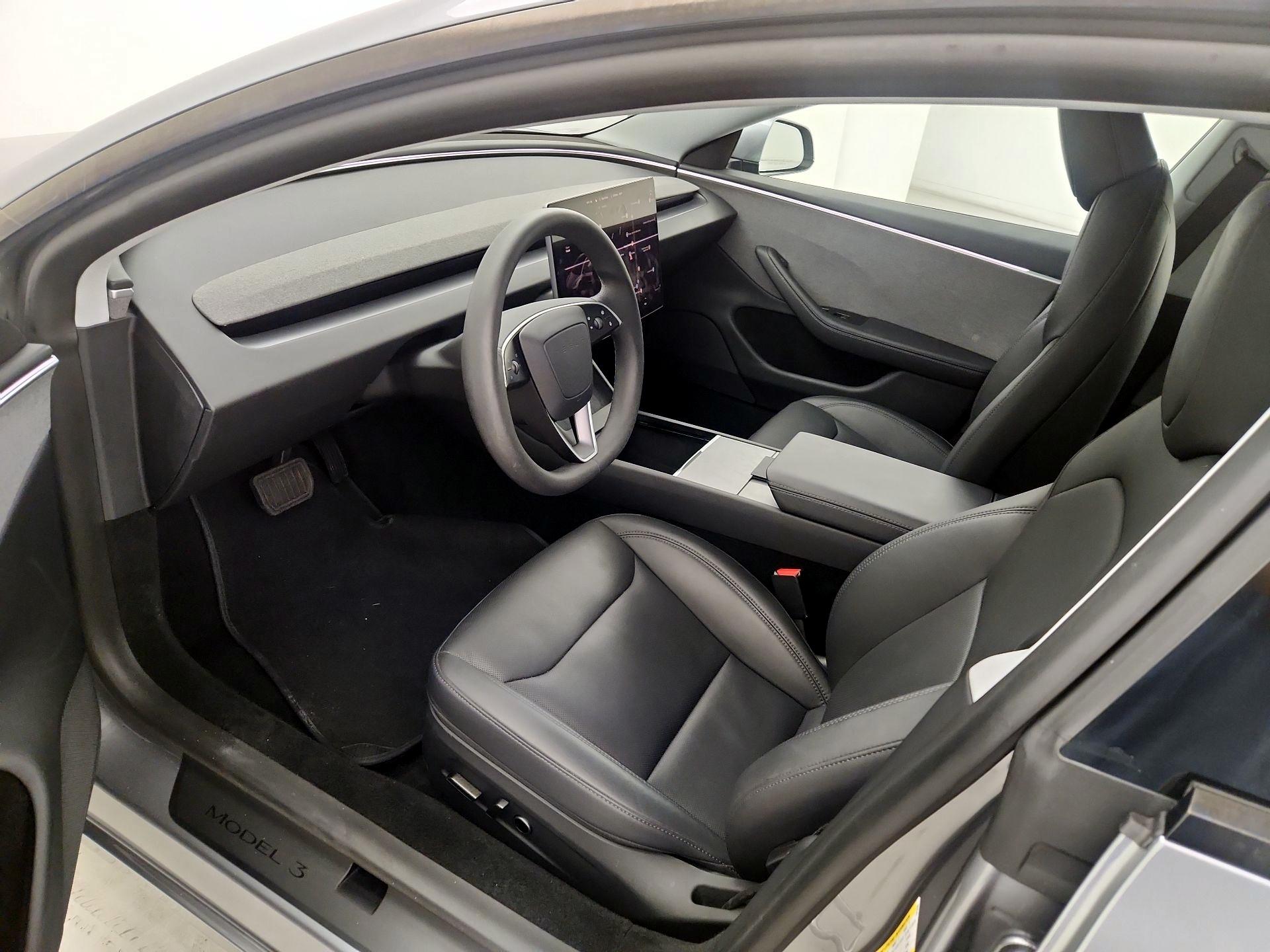 Thumbnail: 2025 Tesla Model 3 - 11