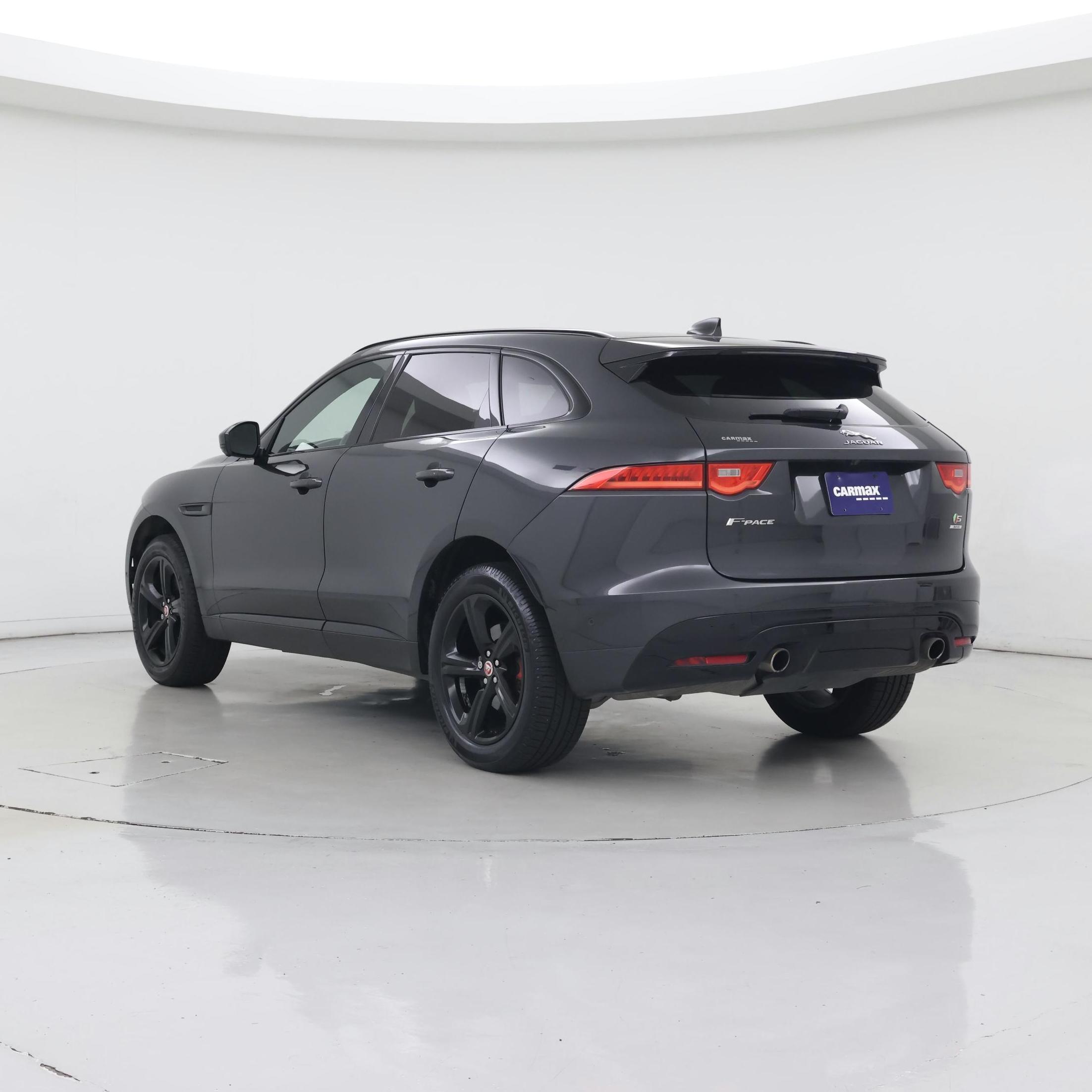 Thumbnail: 2018 Jaguar F-Pace - 2
