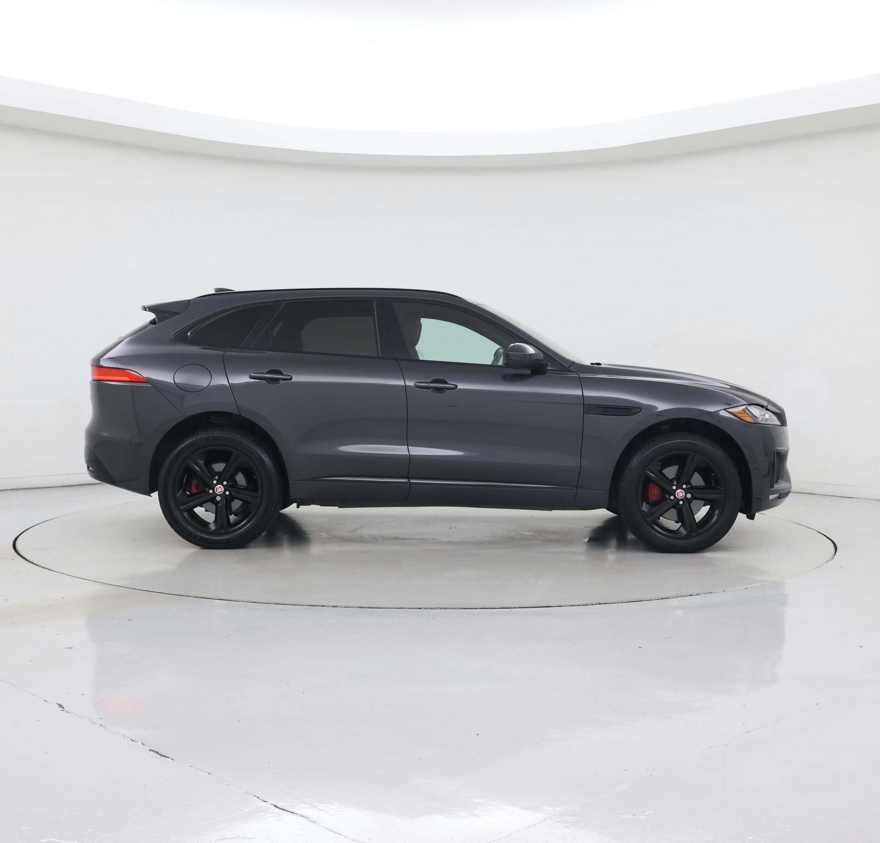 Thumbnail: 2018 Jaguar F-Pace - 7
